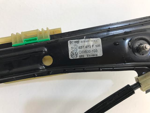 Volkswagen Golf 5 Door Hatchback MK7 2013-2017 Front door electric window regulator 5G4837462F