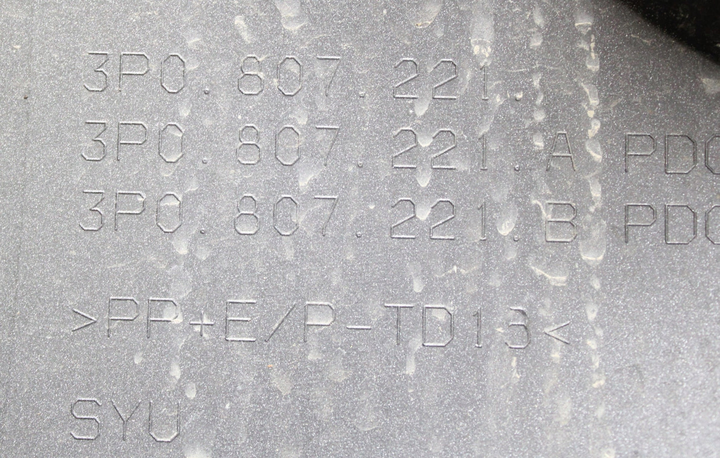 SKODA SUPERB IV 3P 3P3 Front Bumper OEM