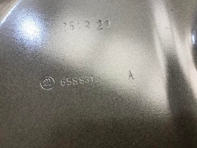 SKODA Kamiq  2019-2023 Front Right Door 658831602 ( used with defect )