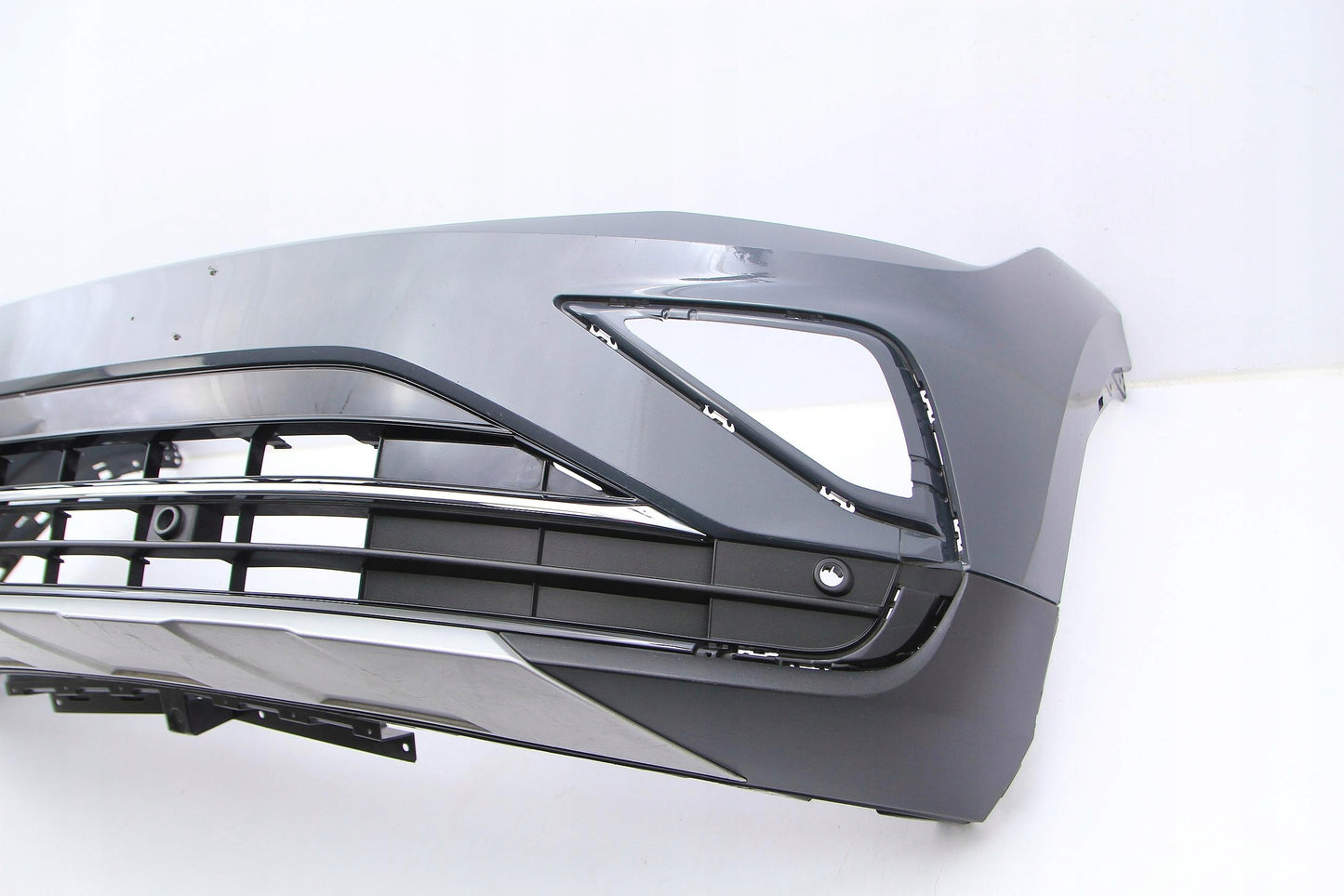 Original Front Bumper for VW Tiguan II Facelift 5NA (2020-2024) 5NA807221C