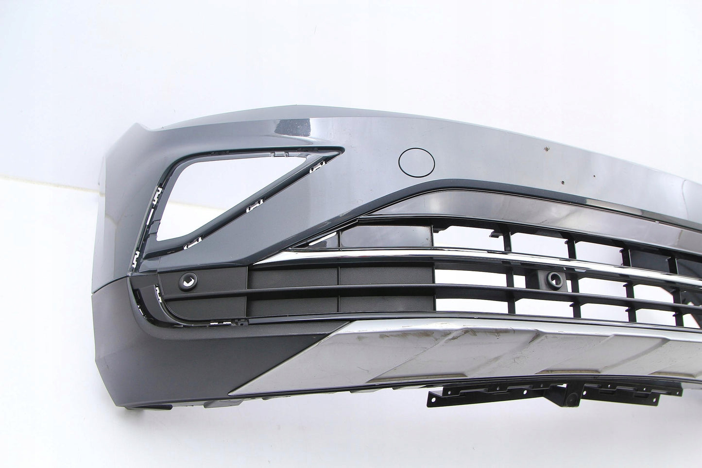 Original Front Bumper for VW Tiguan II Facelift 5NA (2020-2024) 5NA807221C