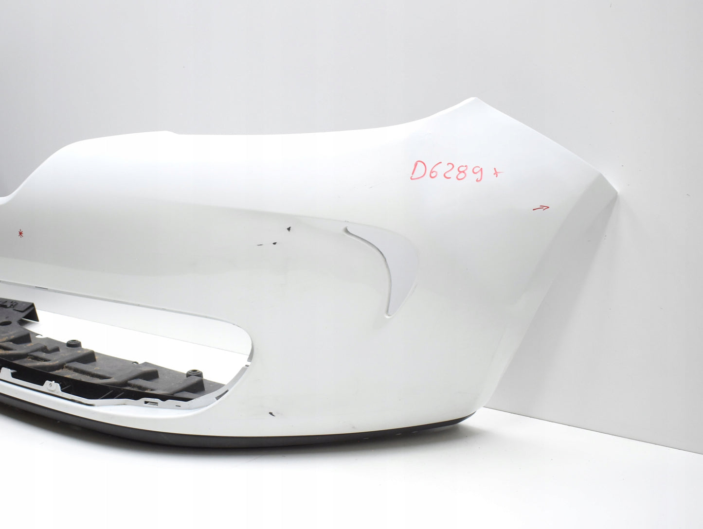 RENAULT ZOE Front Bumper + Lower Section