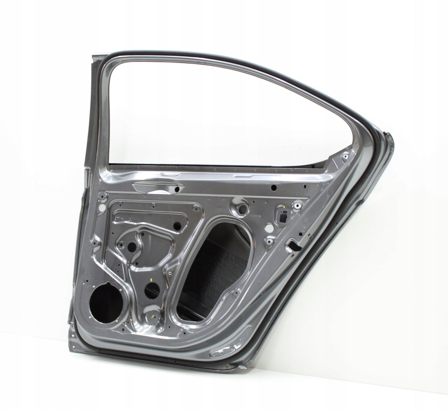 SKODA SUPERB III 3V5 Original Right Rear Door Sedan HB