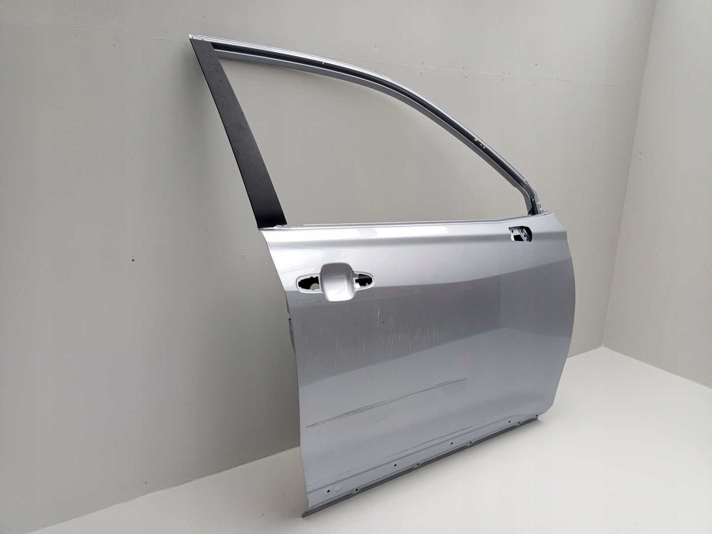 SUBARU FORESTER V 5 2019- Right Front Door