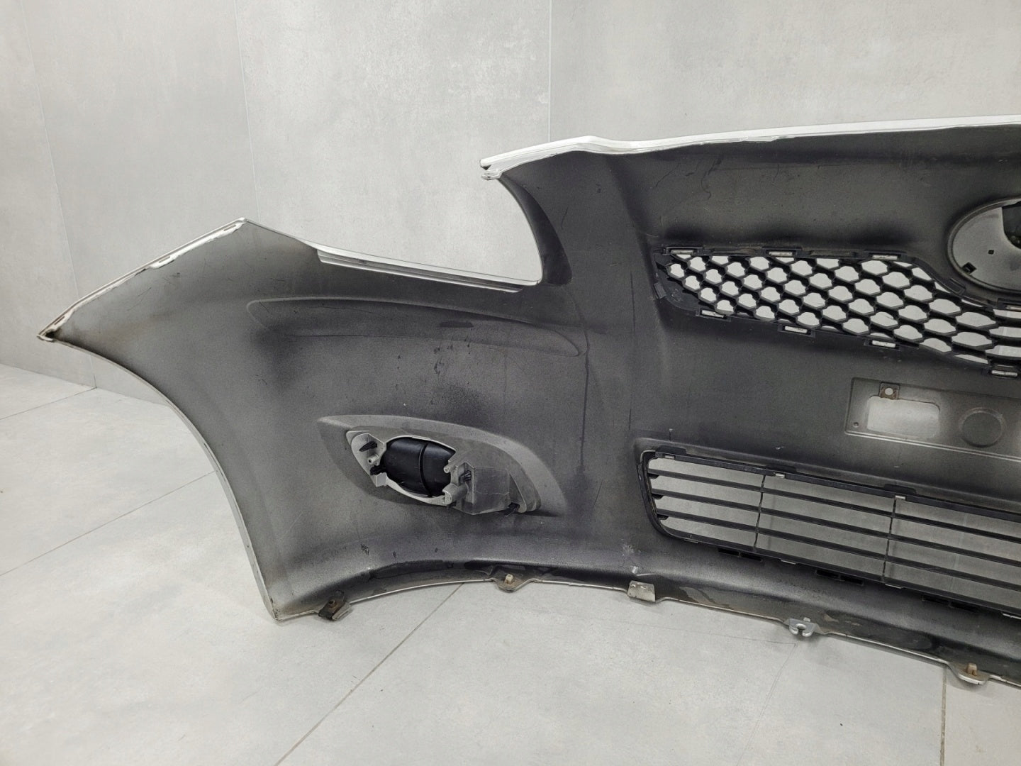 Front Bumper Toyota Yaris II Facelift 09-11