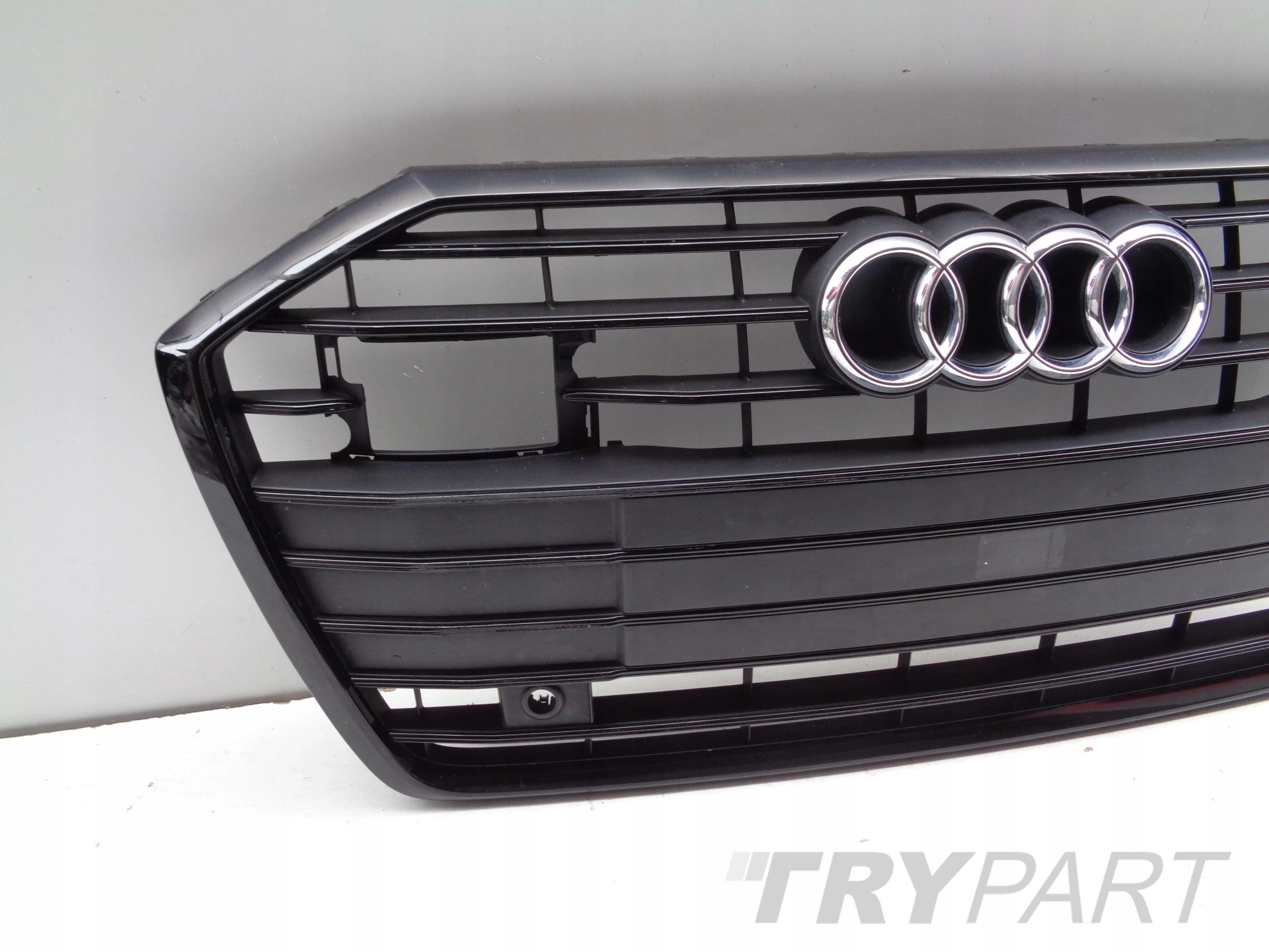 AUDI A6 C8 4K 4K0 18- BLACK GRILLE RADIATOR GRILL COVER