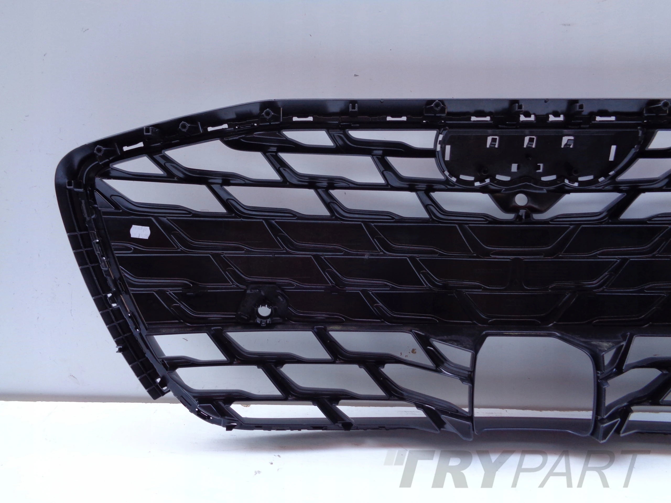 AUDI A6 C9 4P 4P0 24- Grille Cover