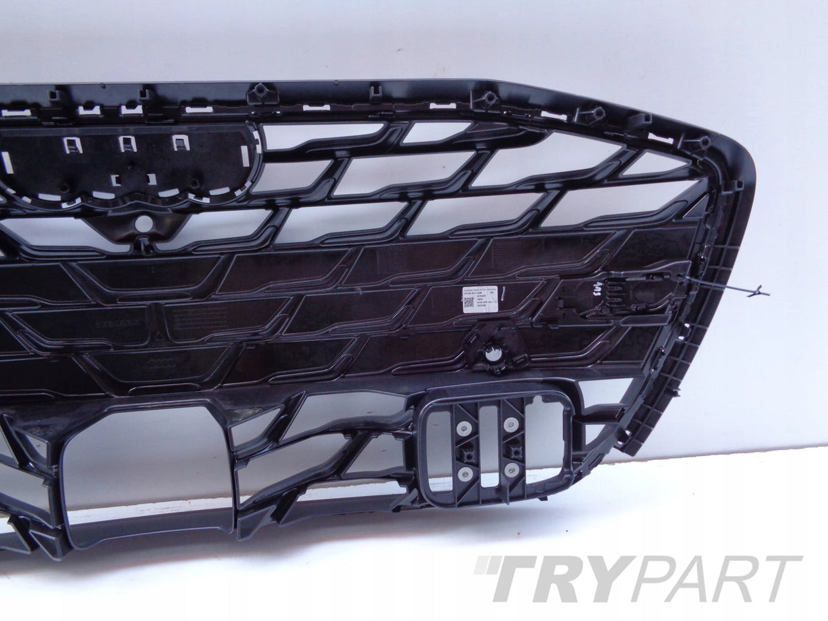 AUDI A6 C9 4P 4P0 24- Grille Cover