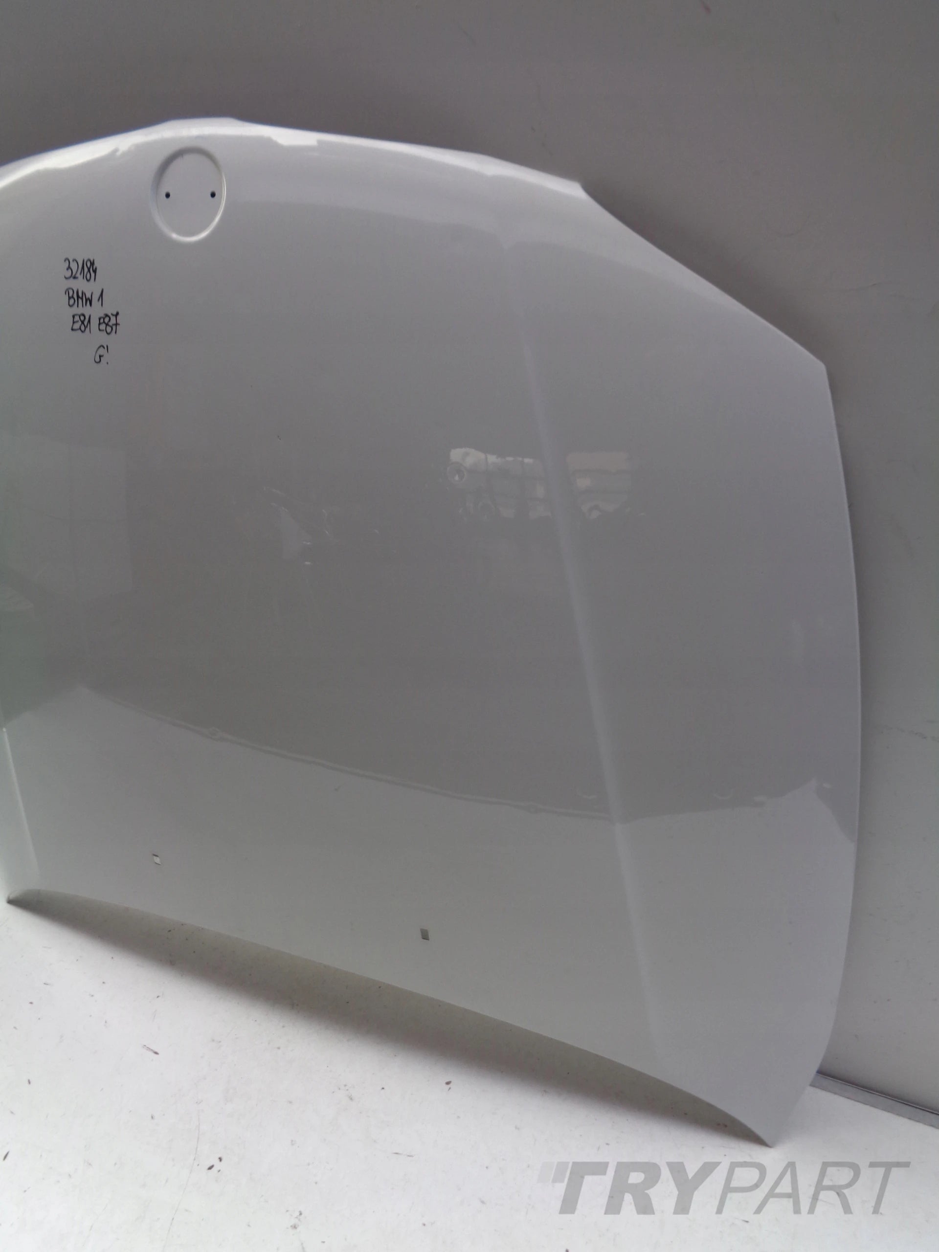 BMW 1 E81 E82 E87 E88 HOOD NO. 32184 G!