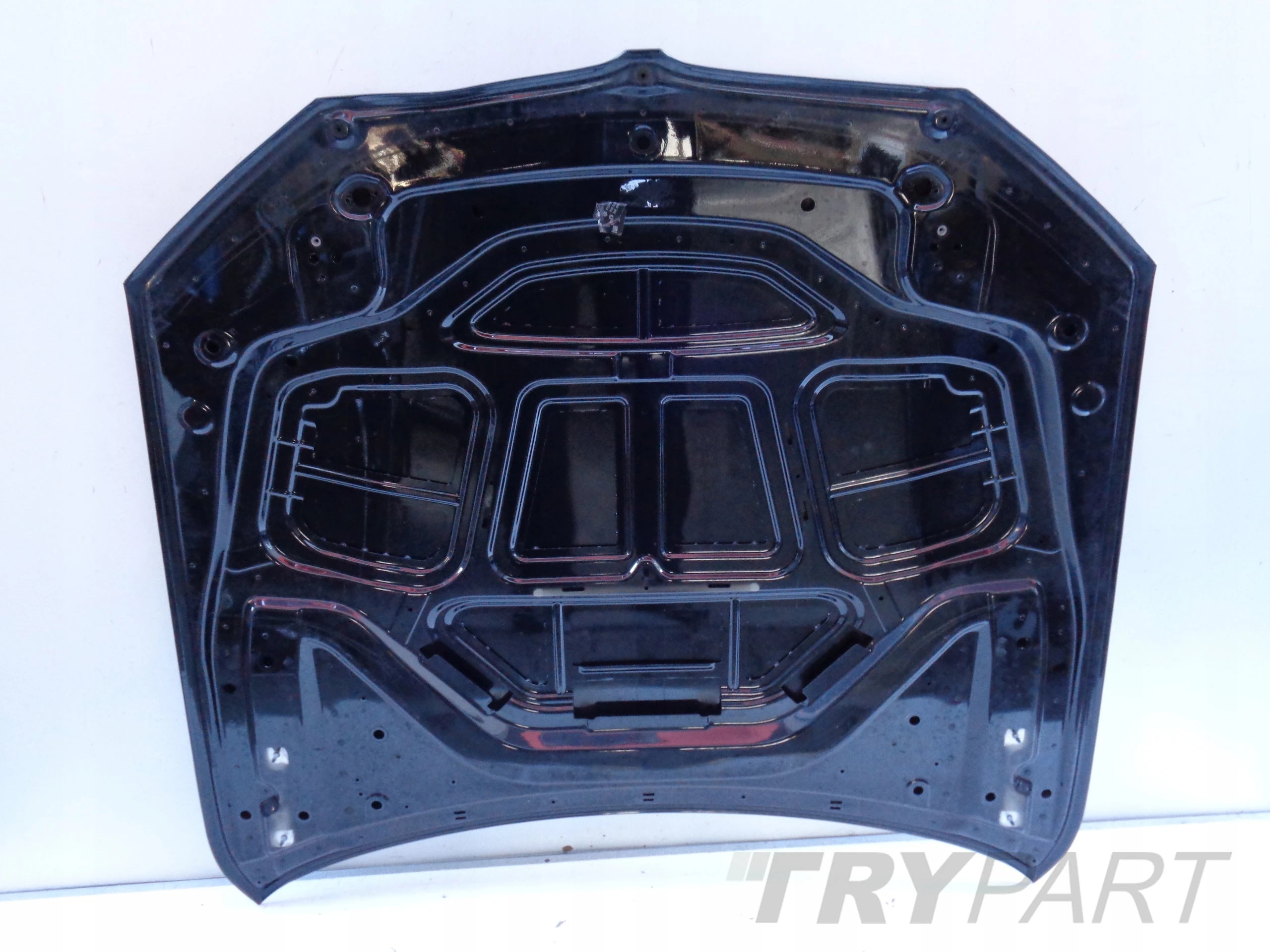 BMW 5 G30 G31 17- ENGINE HOOD COVER NO. 44473