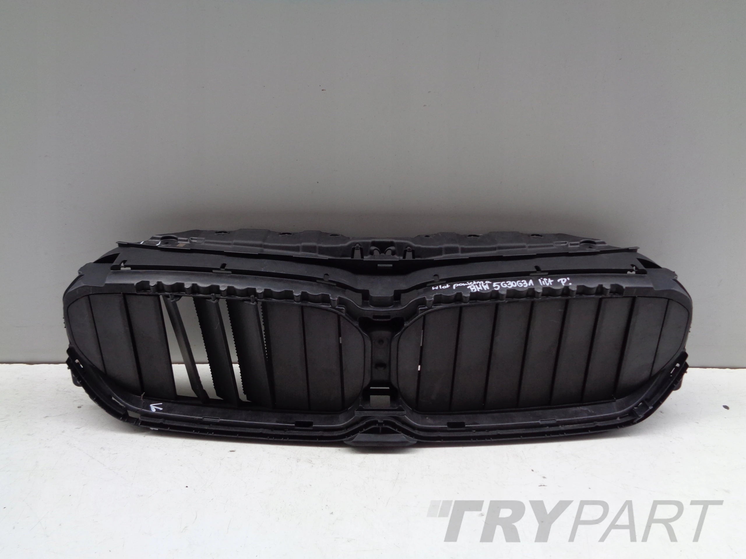 BMW 5 G30 G31 LCI STEERING WHEEL AIRDUCT