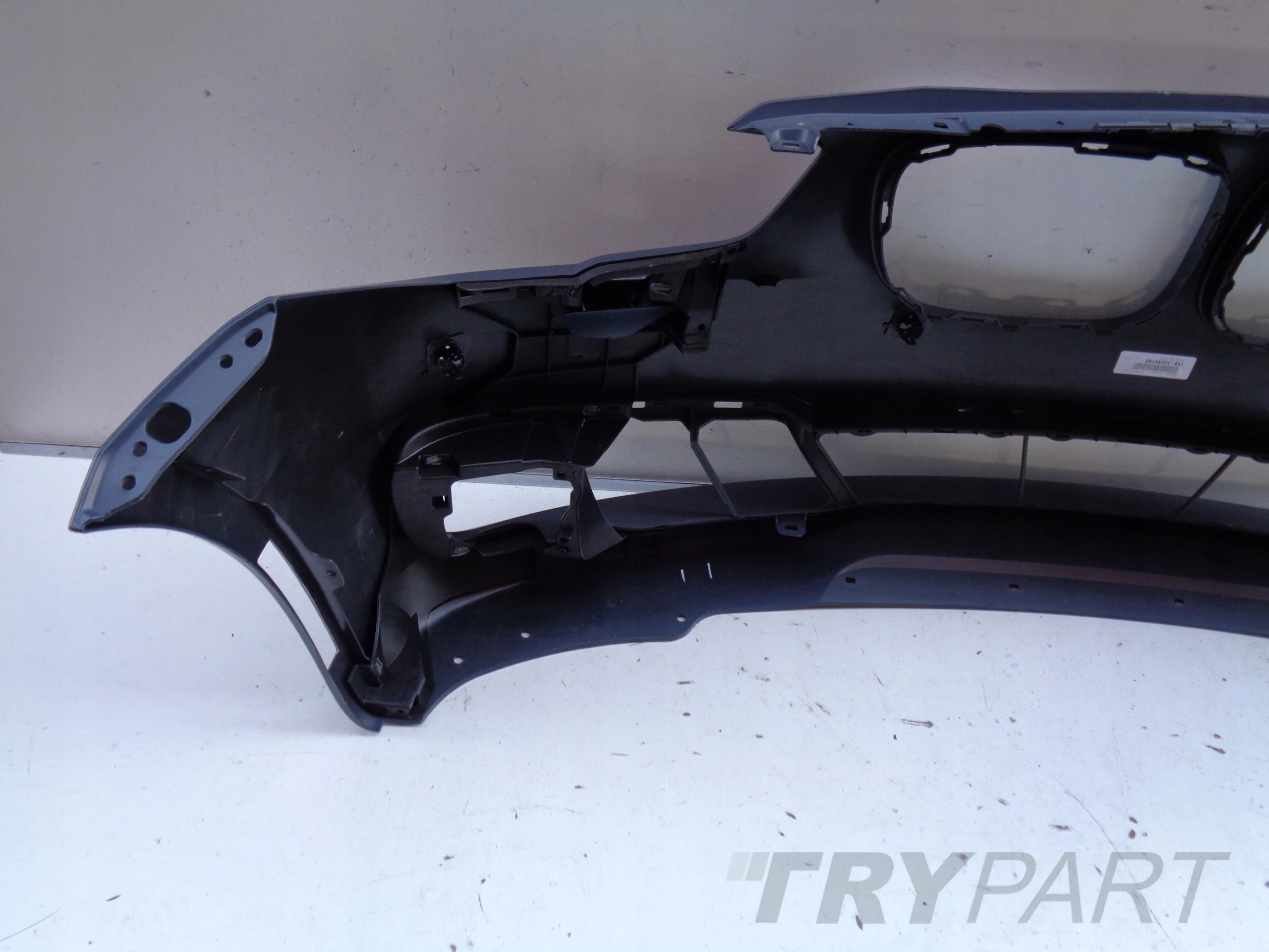 BMW 5 GT F07 LIFT USA FRONT BUMPER NO. 37080