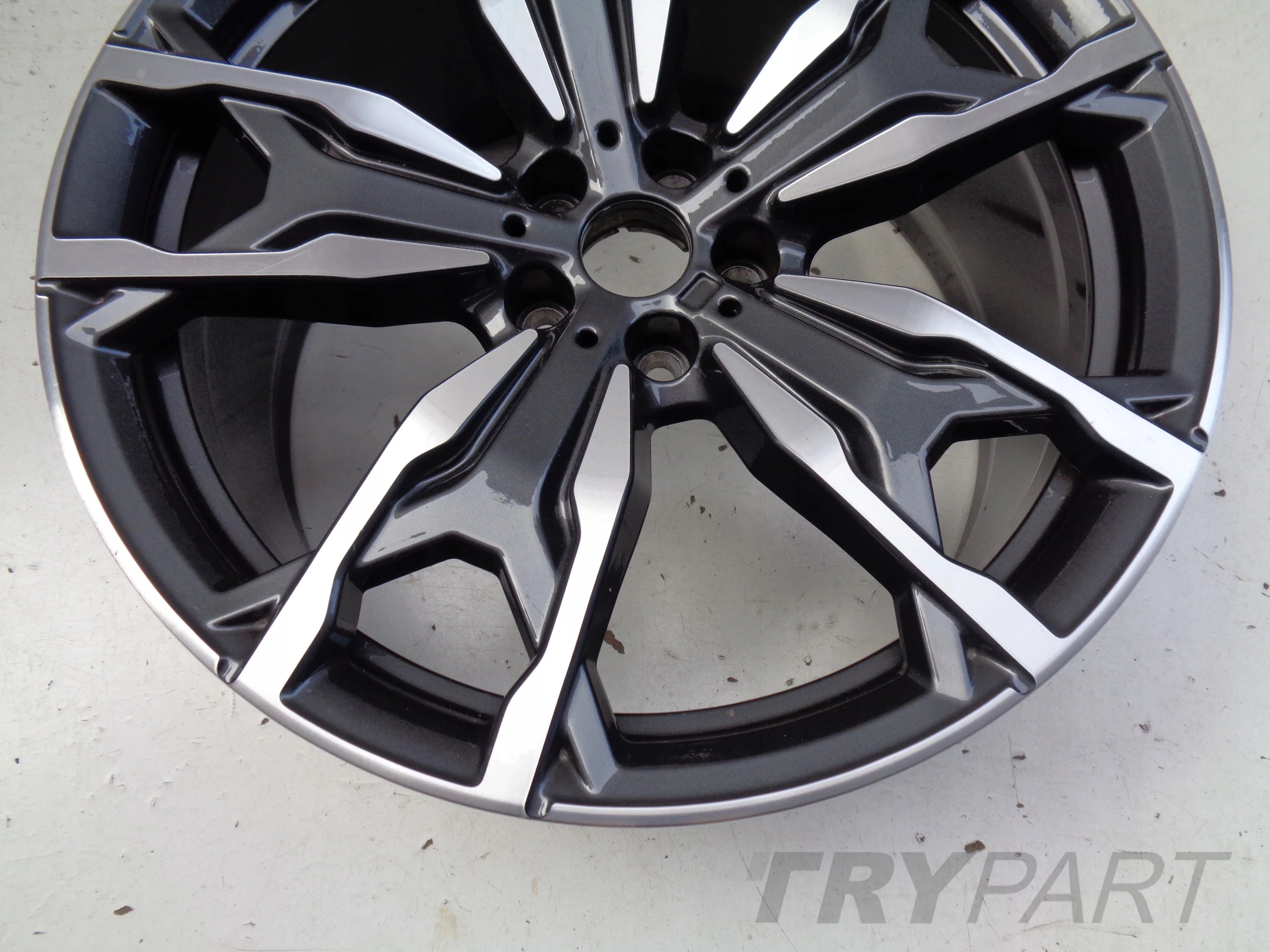 BMW ALUMINUM RIM 9.5JX20 ET43 5X112