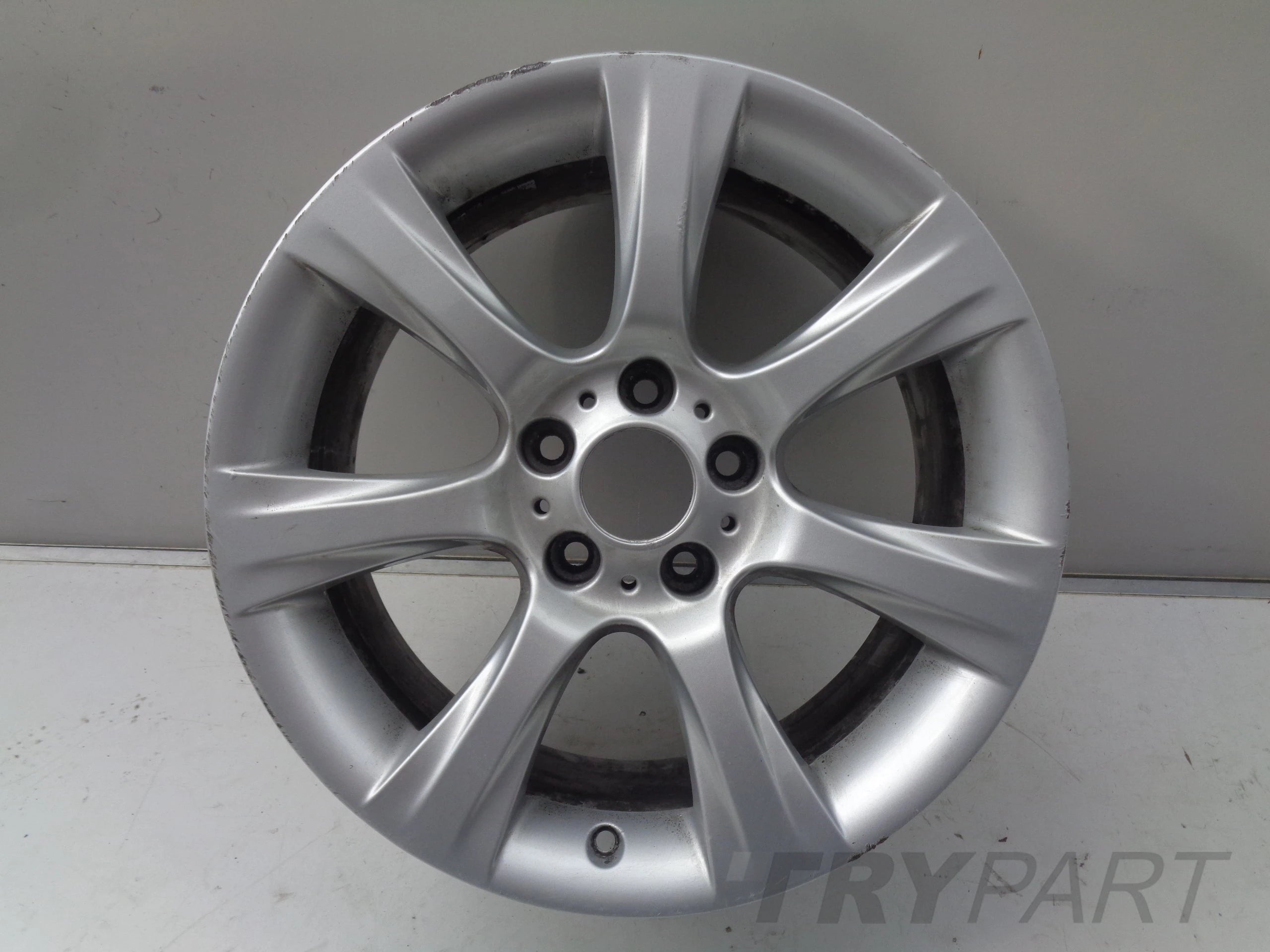 BMW Aluminum Wheel 8JX18 ET34 5X120
