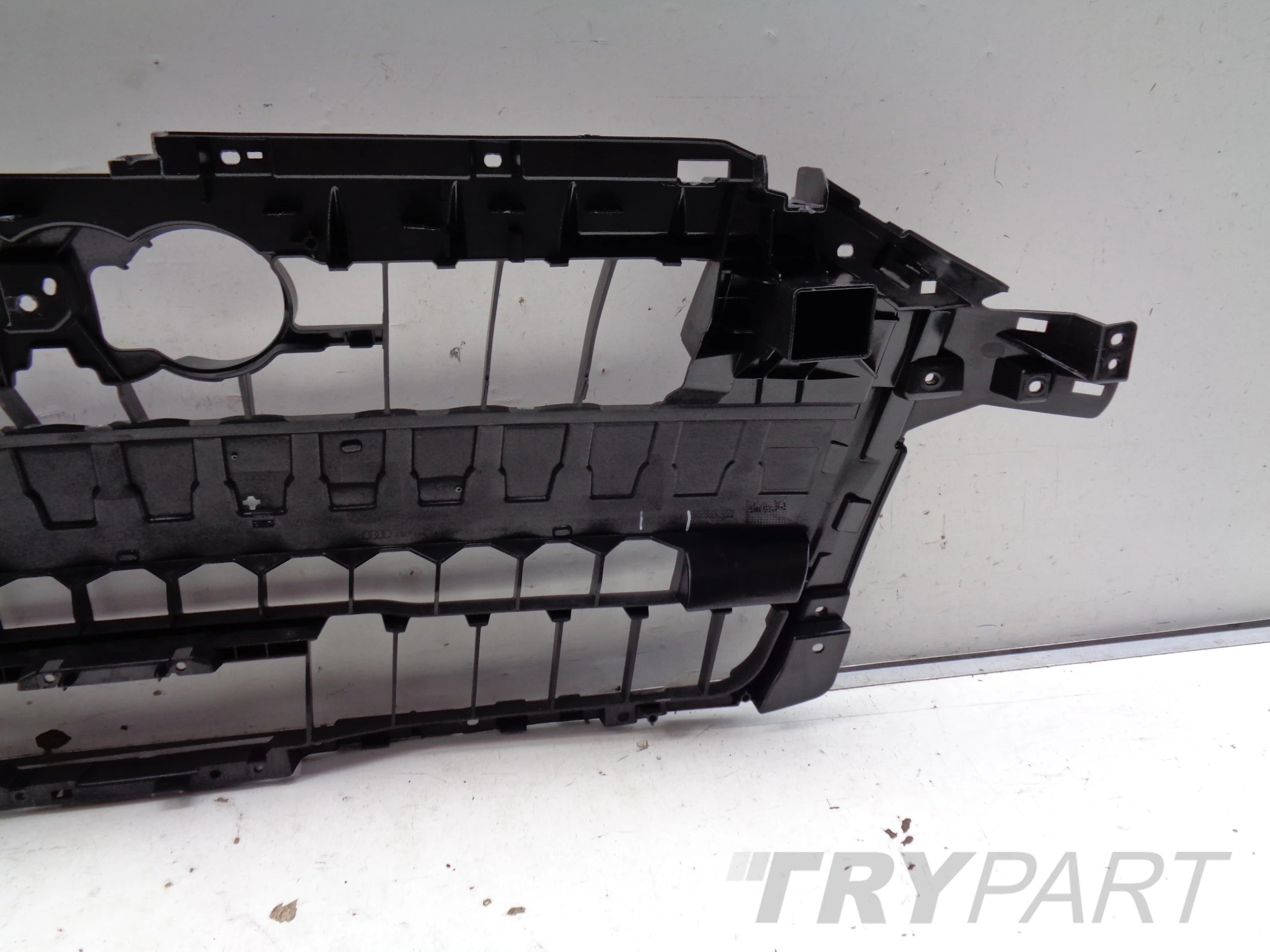 BUMPER GRILLE BRACKET REINFORCEMENT AUDI A8 D5 4N 4N0 21- FACELIFT