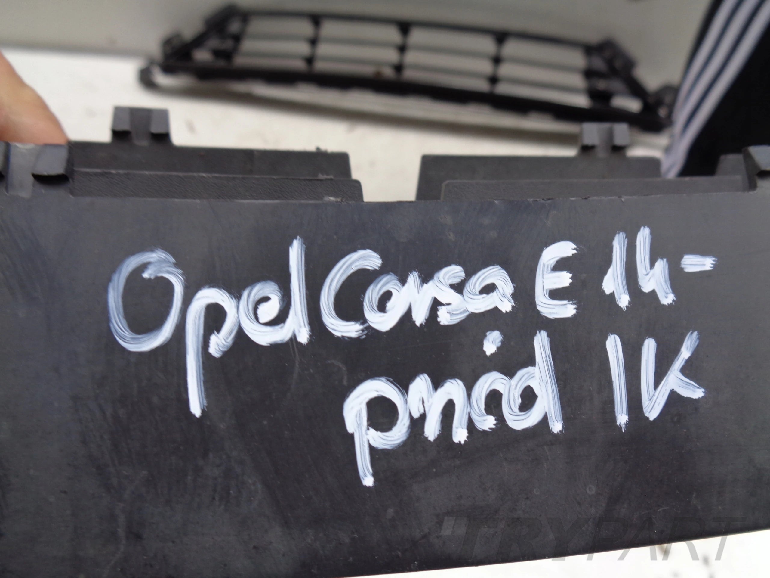 BUMPER GRILLE OPEL CORSA E 14-
