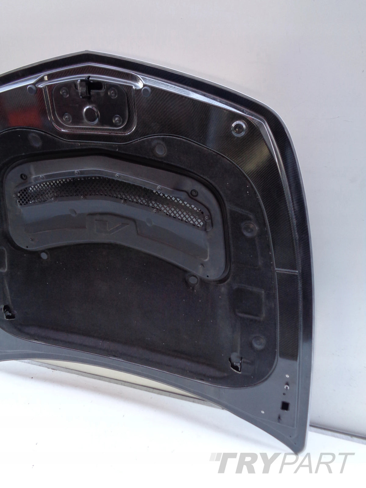CADILLAC CTS-V 15- CARBON ORIGINAL AIR INTAKE GRILLE