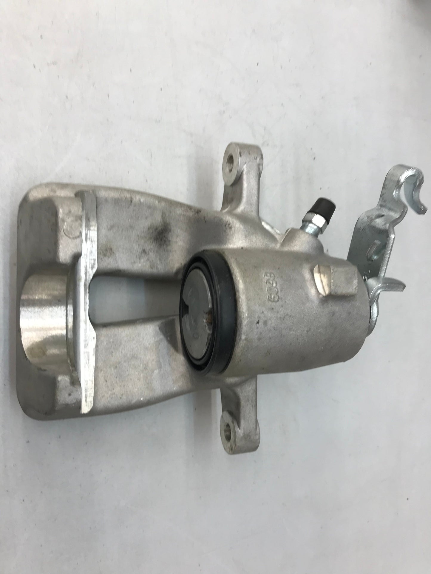 Audi A3 S3 A3 Sportback 8P 2005-2013 NEW Rear brake caliper 1K0615423M 1K0615423H 1K0615423 ( Suitable for cars: VW,audi,Seat, Skoda from 2005-2013 )