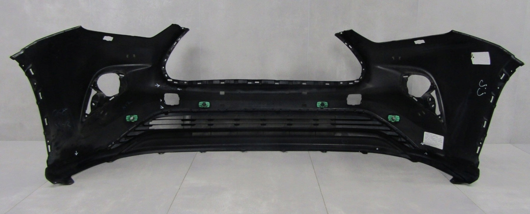 Front Bumper TOYOTA Highlander IV 19-22