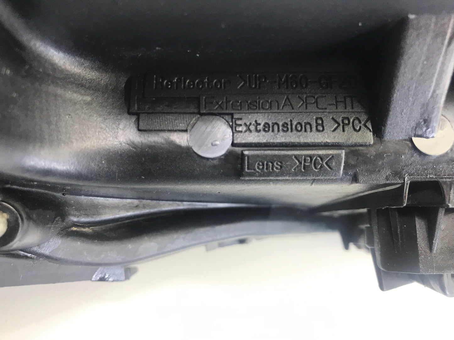 Toyota Avensis T25 2006-2009 Headlight Left Side  ( LHD car ) OEM:  8596724010, 3900078496, 12V24V310