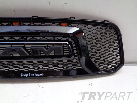 DODGE RAM 13- Grille Shell