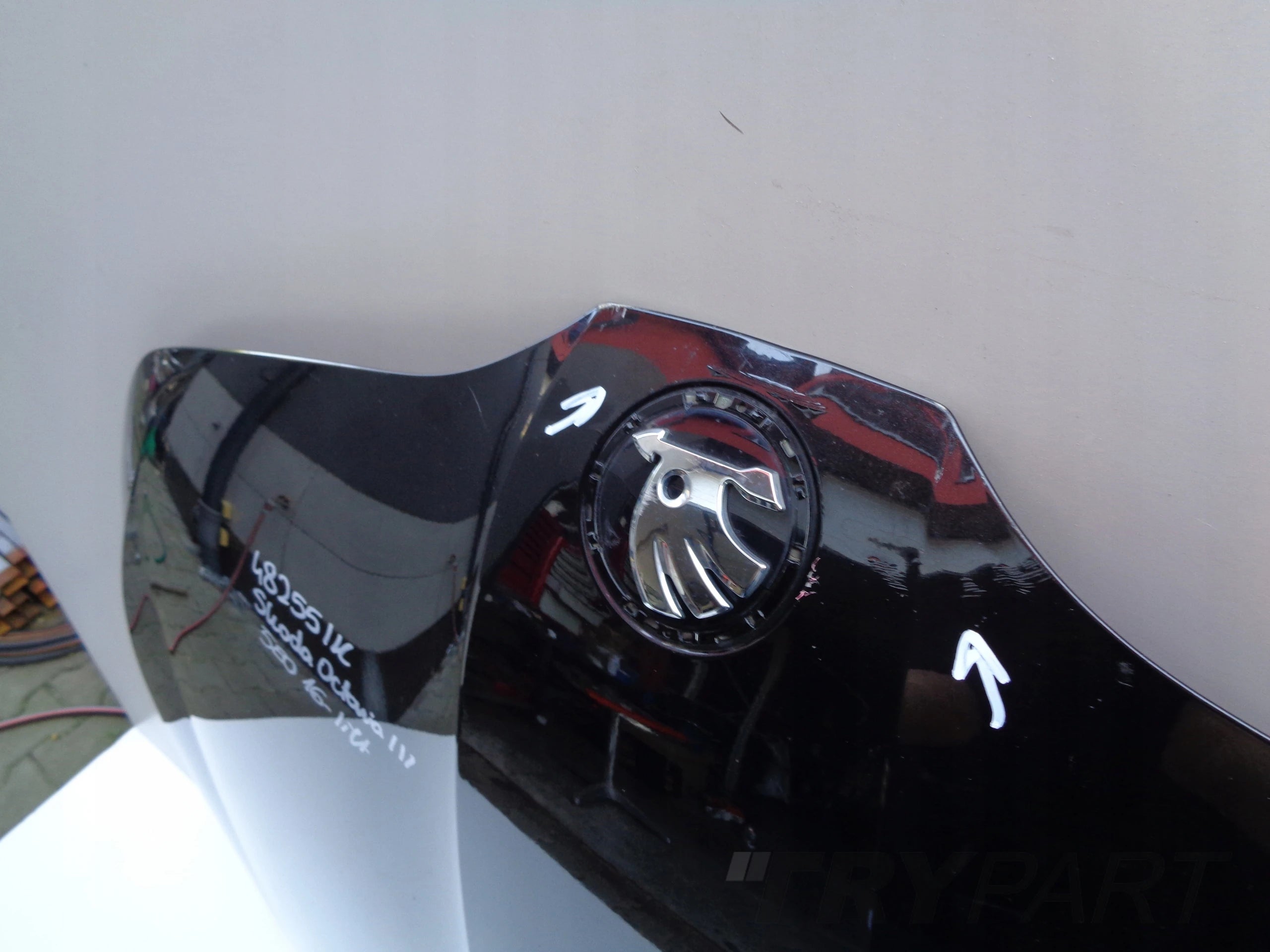 ENGINE HOOD SKODA OCTAVIA III 3 5E 5E0 16- FACELIFT NO. 48255
