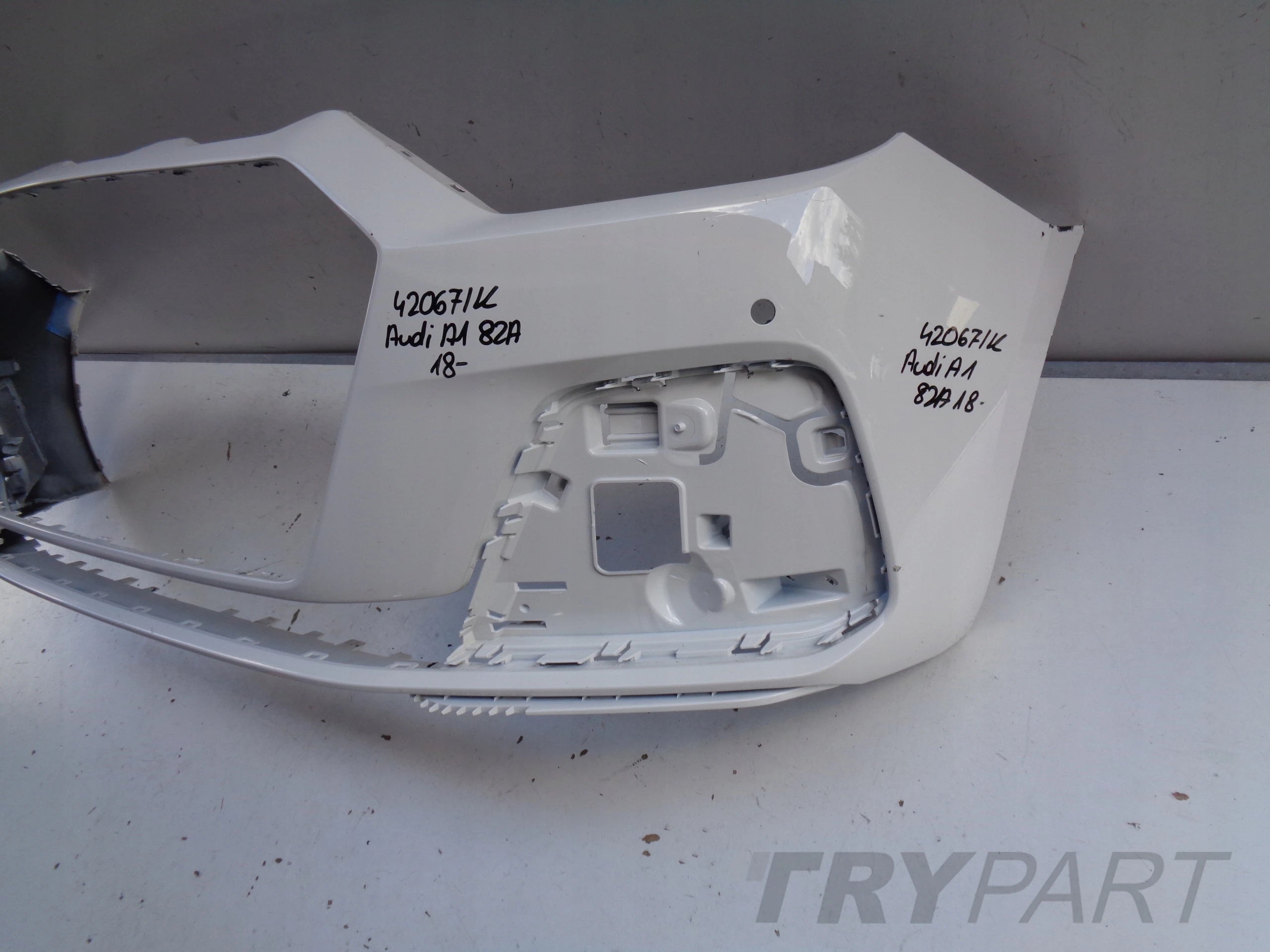 FRONT BUMPER AUDI A1 82A 18- NO. 42067