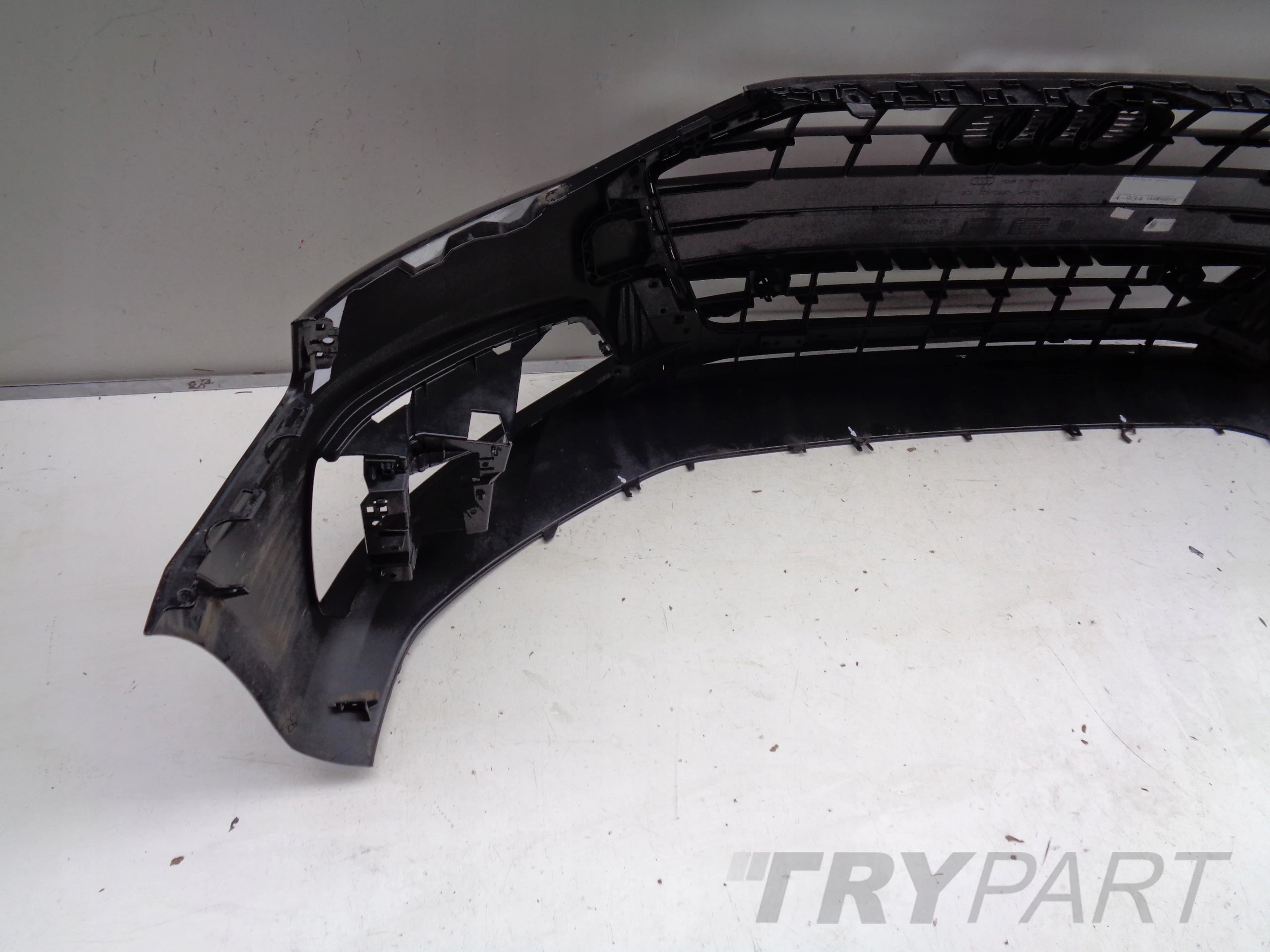 FRONT BUMPER AUDI A4 B9 8W 8W0 19- FACELIFT 34179
