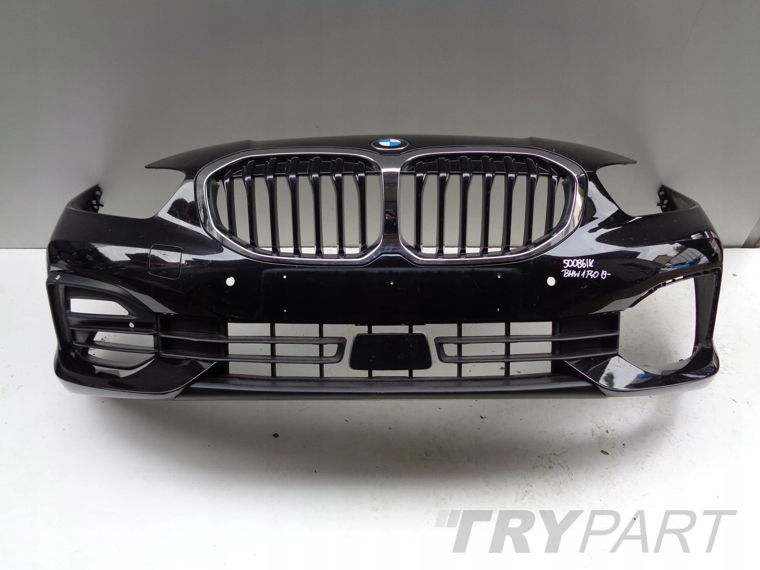 FRONT BUMPER BMW 1 F40 19- NO. 50086