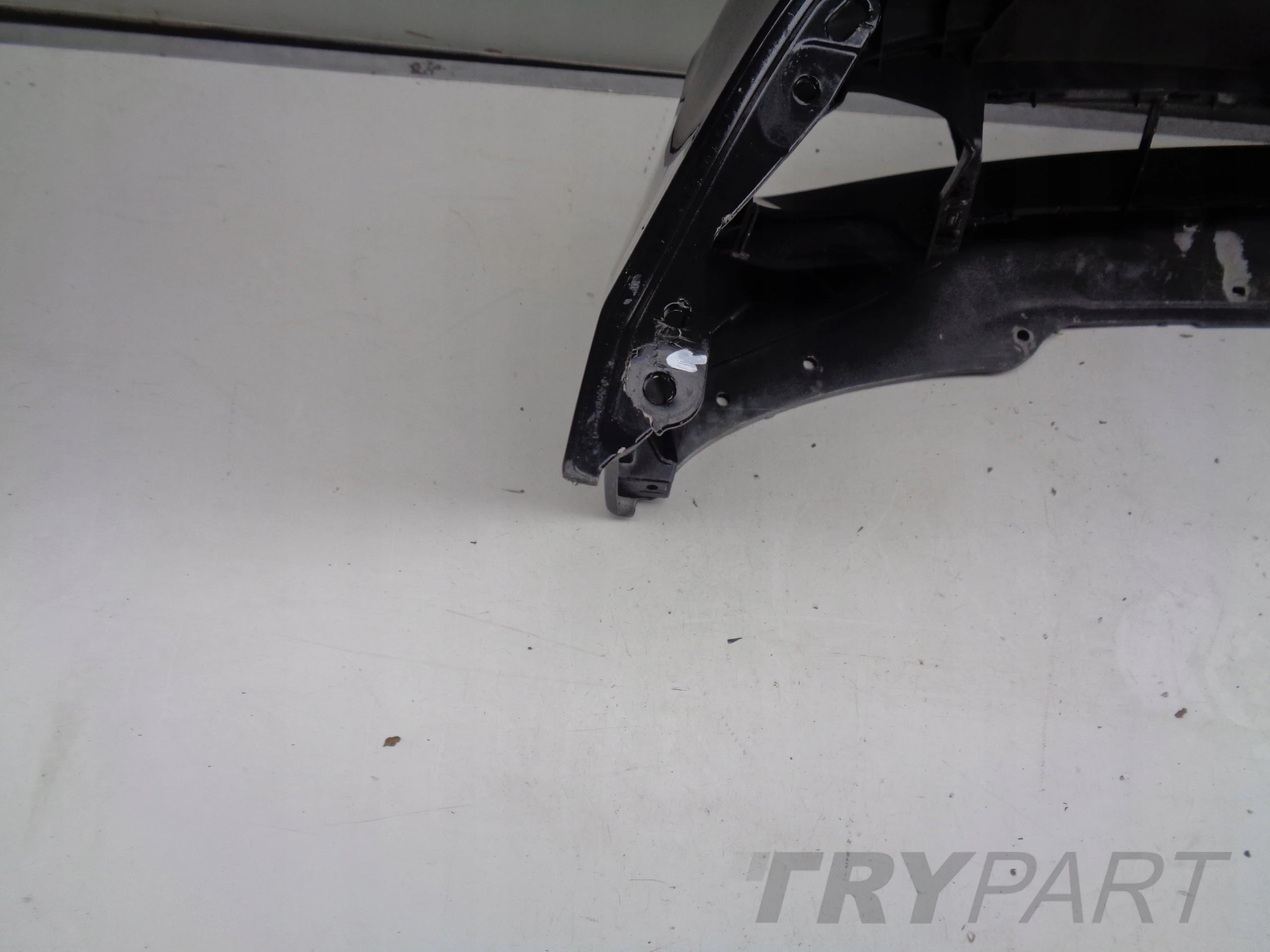 FRONT BUMPER BMW 5 F10 F11 10-13 NO. 34758