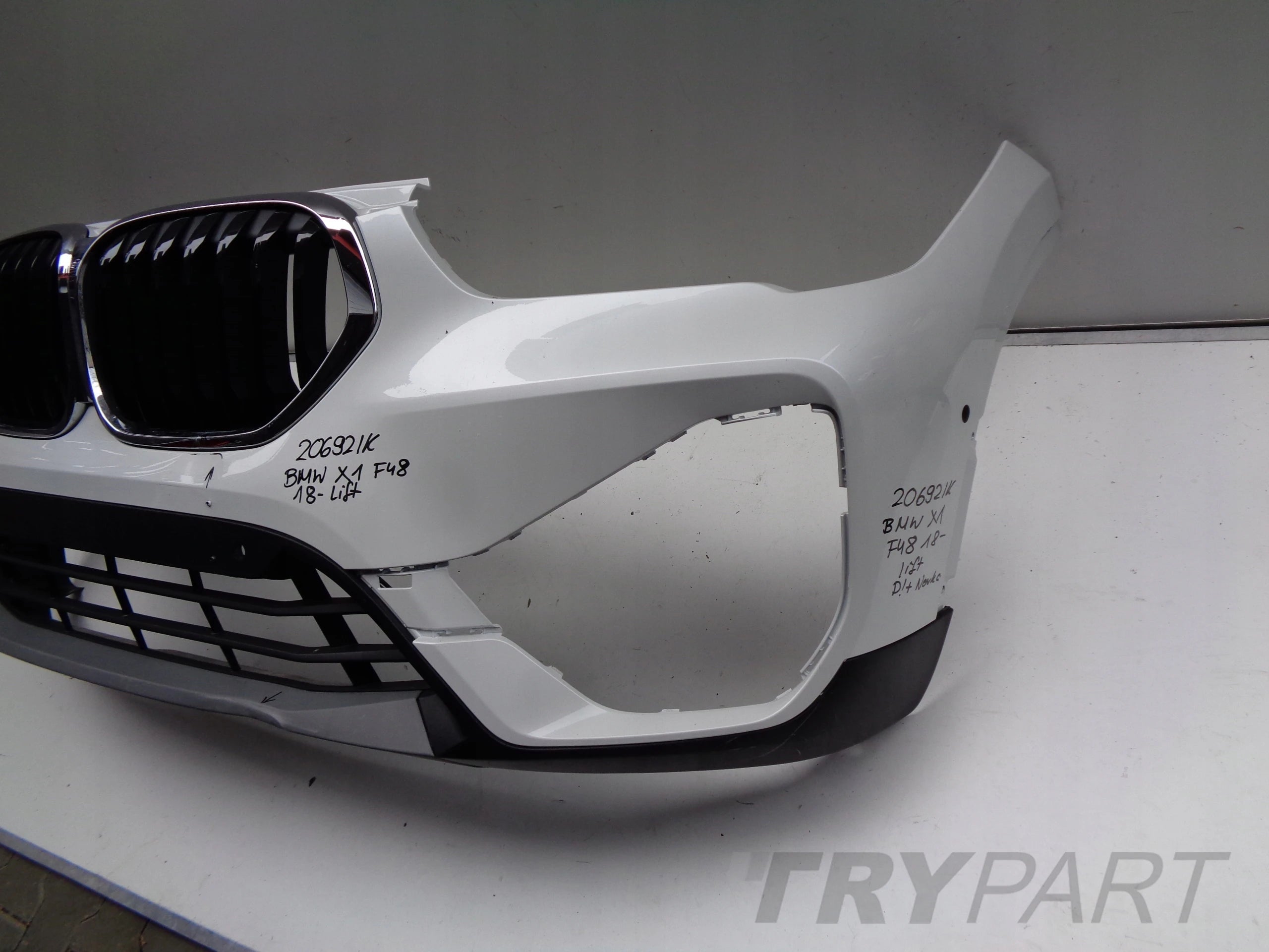 FRONT BUMPER BMW X1 F48 19- LIFT NO. 20692