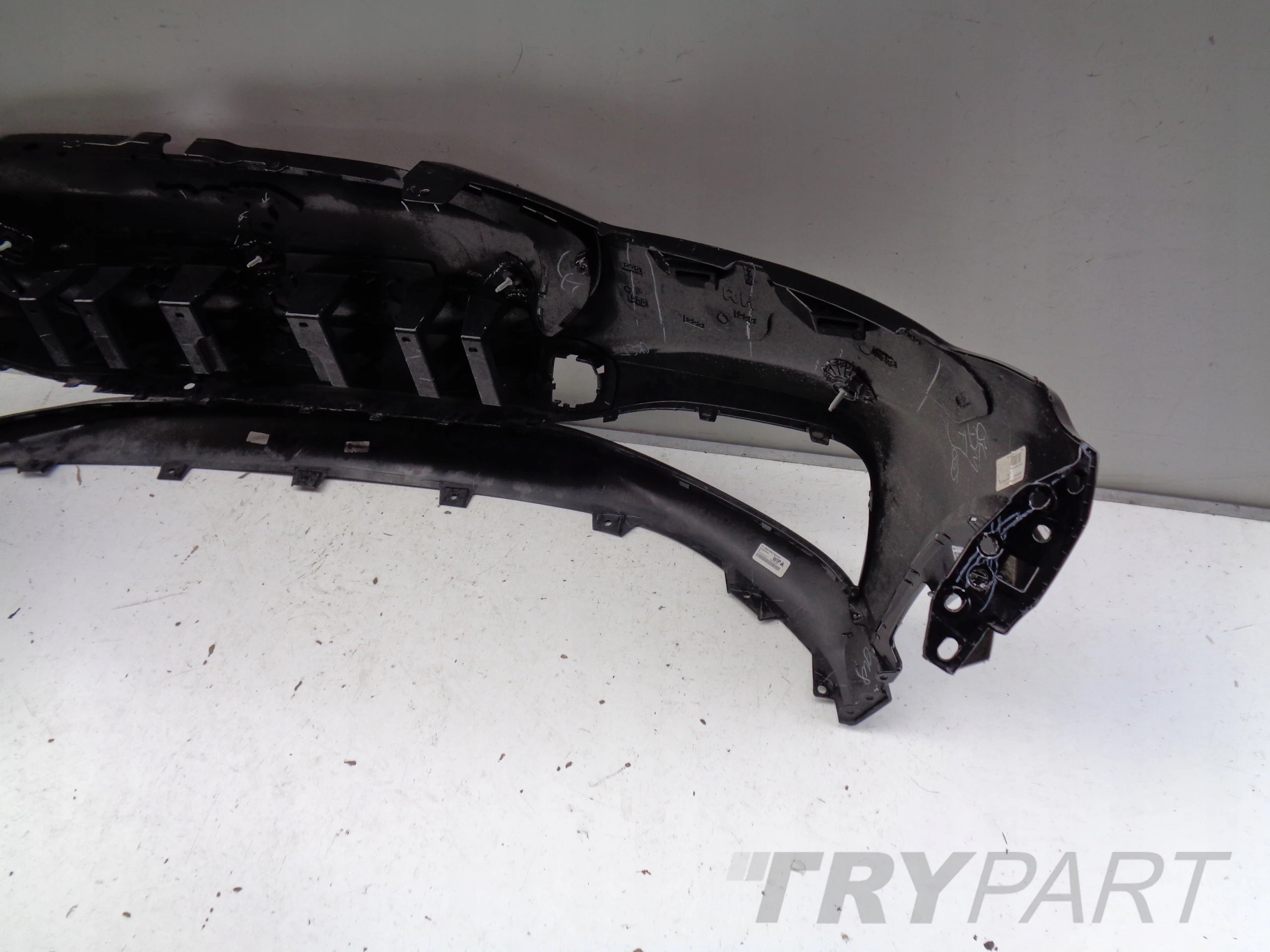 FRONT BUMPER FOR FORD MUSTANG MACH E NO. 39850
