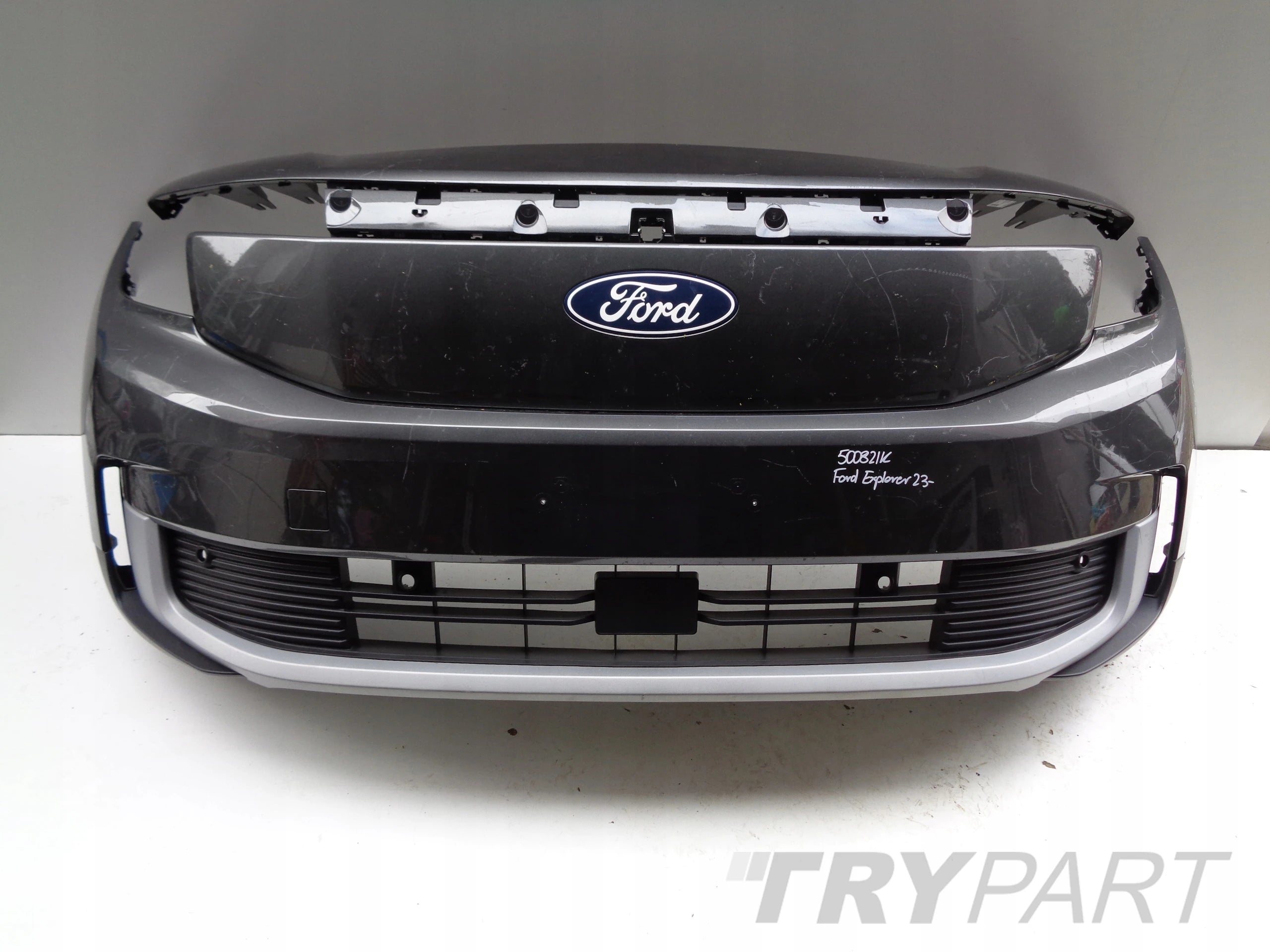 FRONT BUMPER FORD EXPLORER 24- NO. 50082