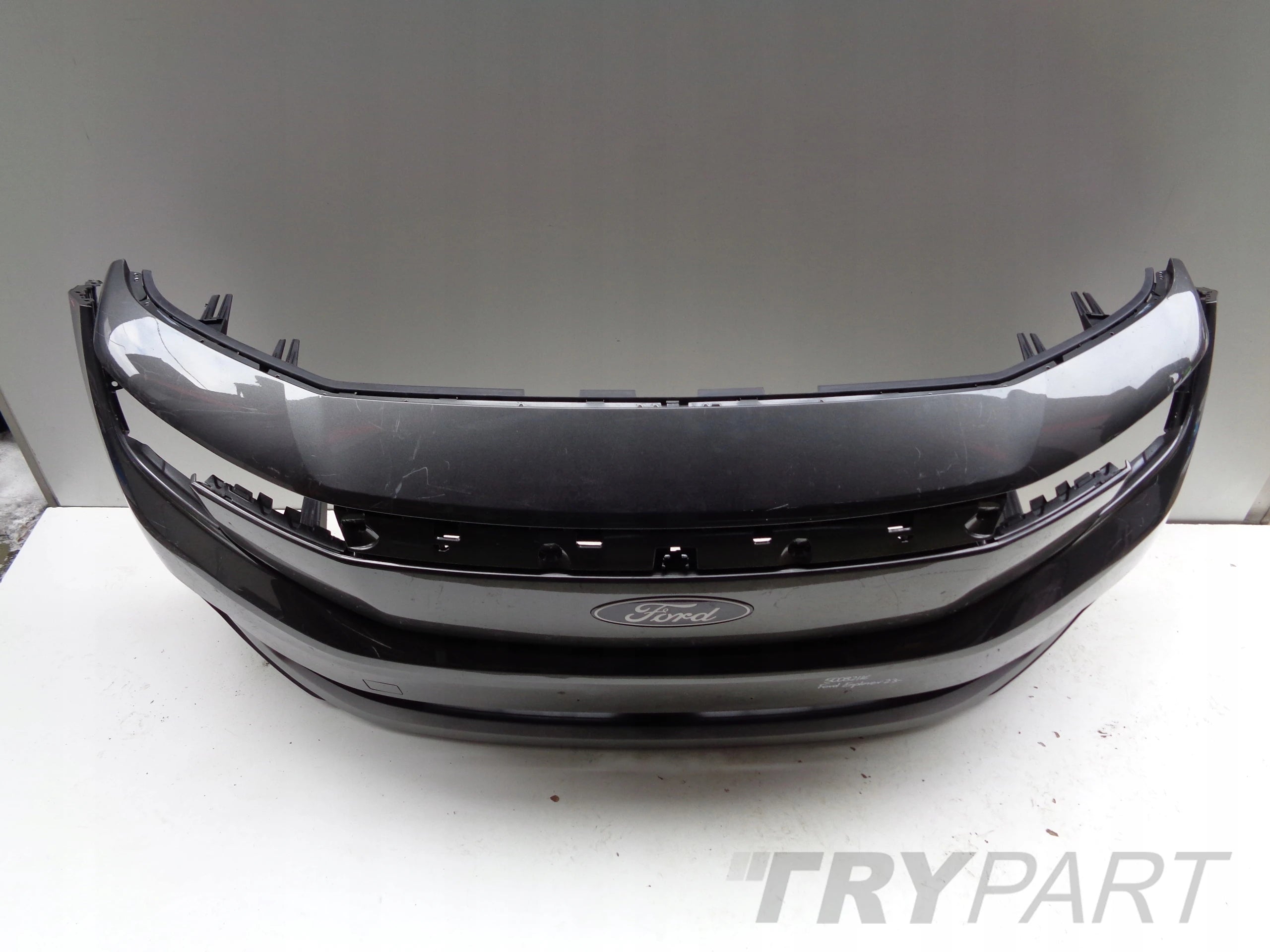 FRONT BUMPER FORD EXPLORER 24- NO. 50082
