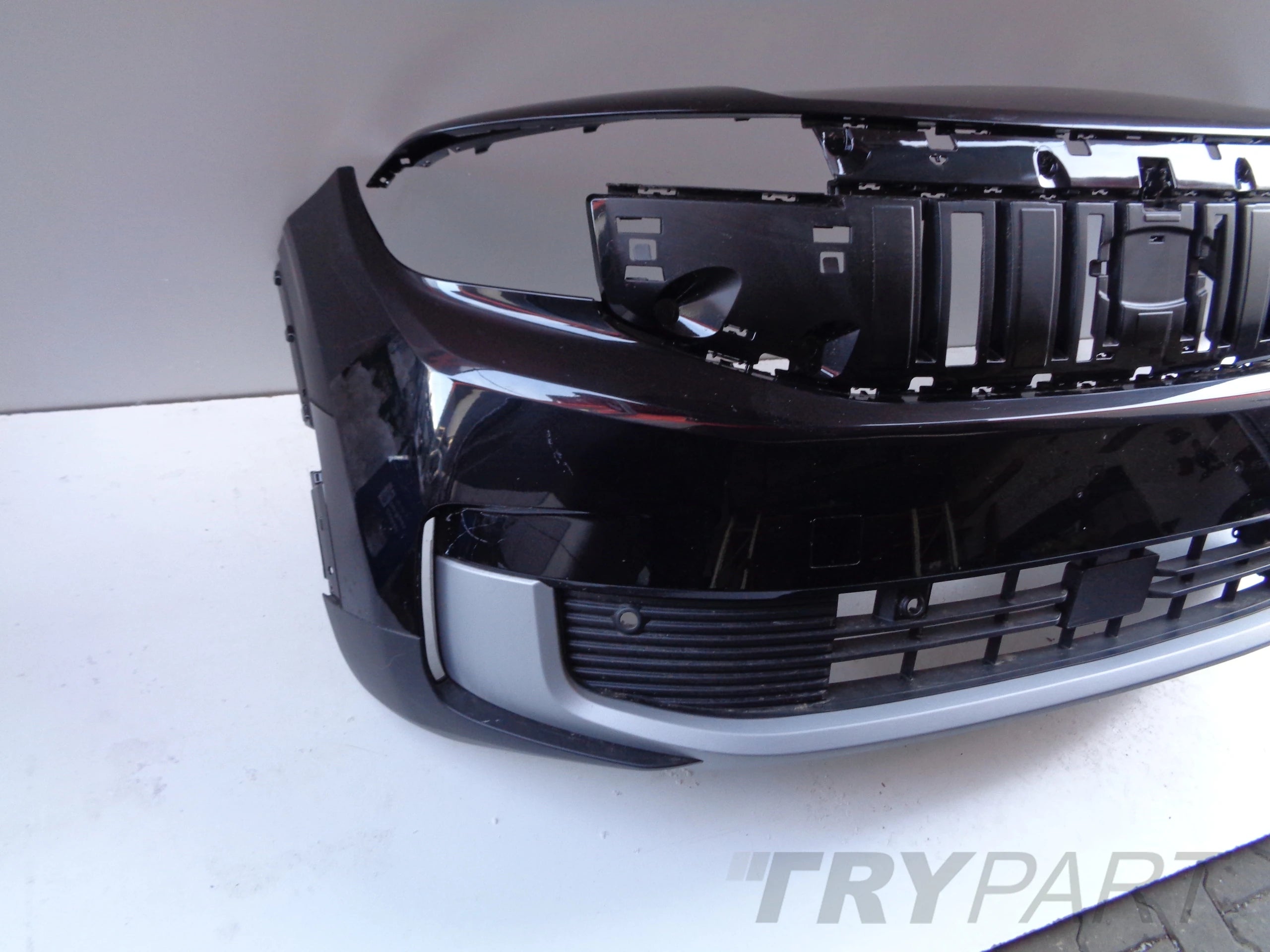 FRONT BUMPER FORD EXPLORER 24- NO. 50712