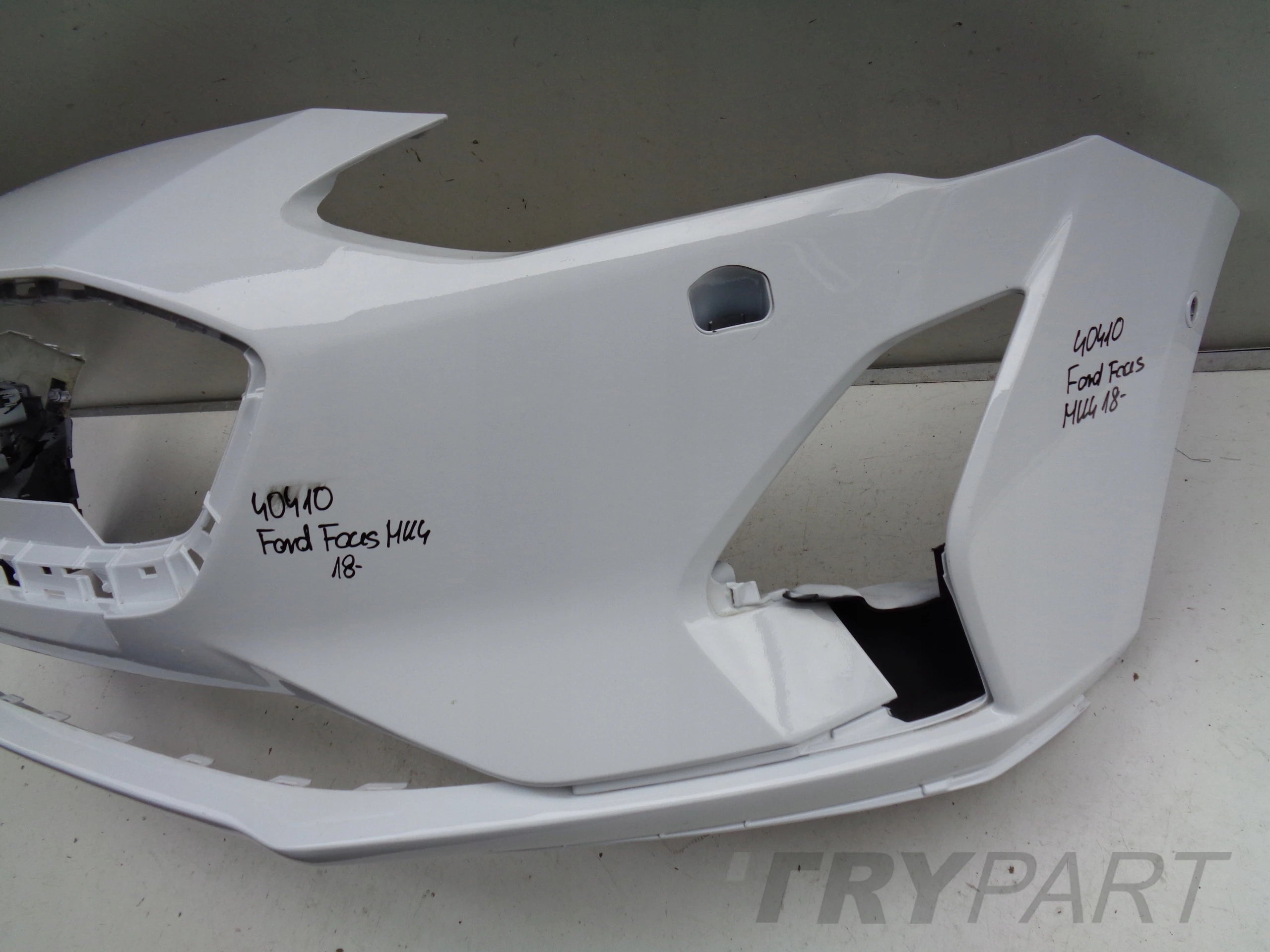 FRONT BUMPER FORD FOCUS MK4 18- NO. 40410