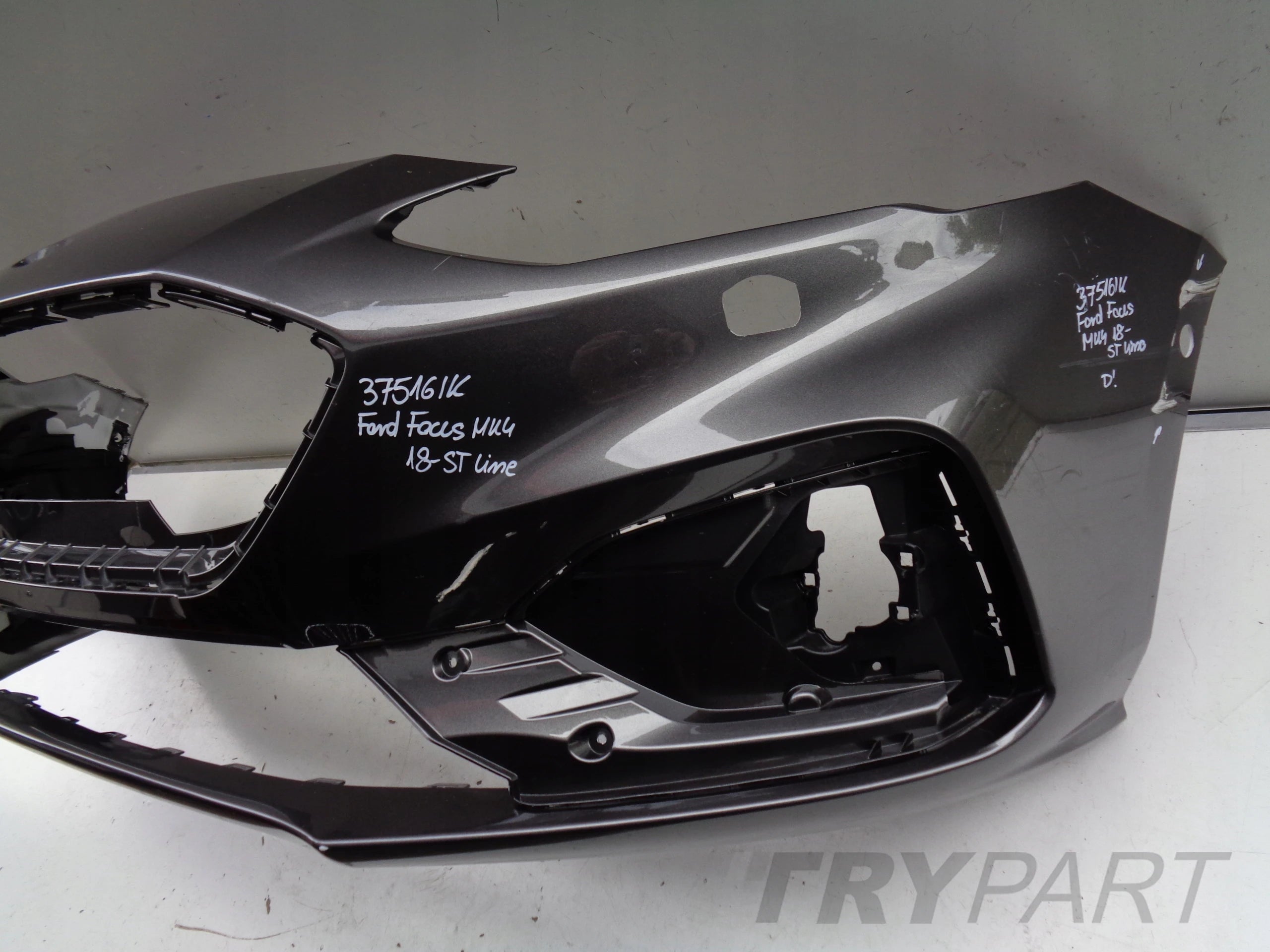 FRONT BUMPER FORD FOCUS MK4 18- ST LINE NO. 37516