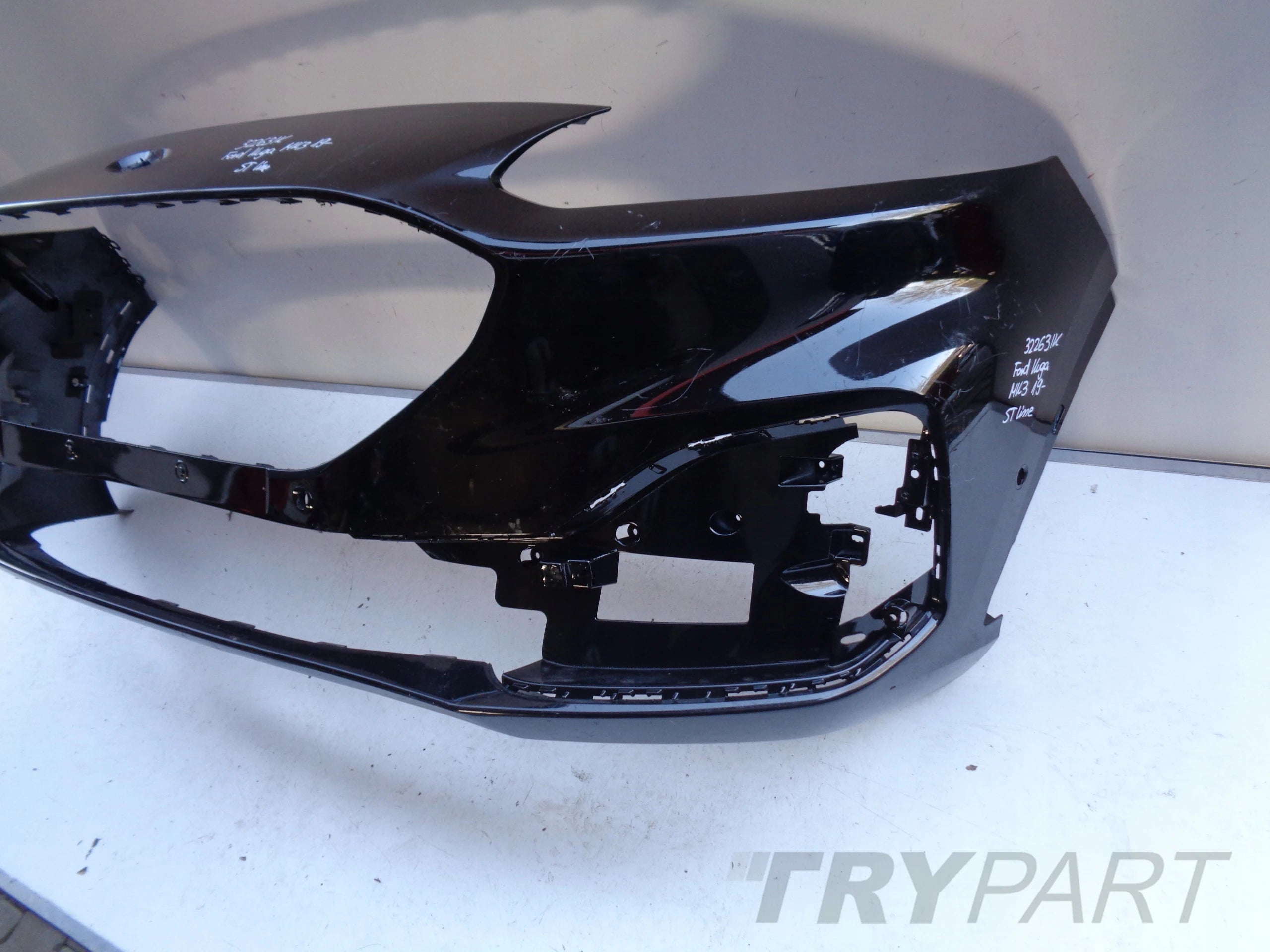FRONT BUMPER FORD KUGA MK3 19- ST-LINE NO. 32263