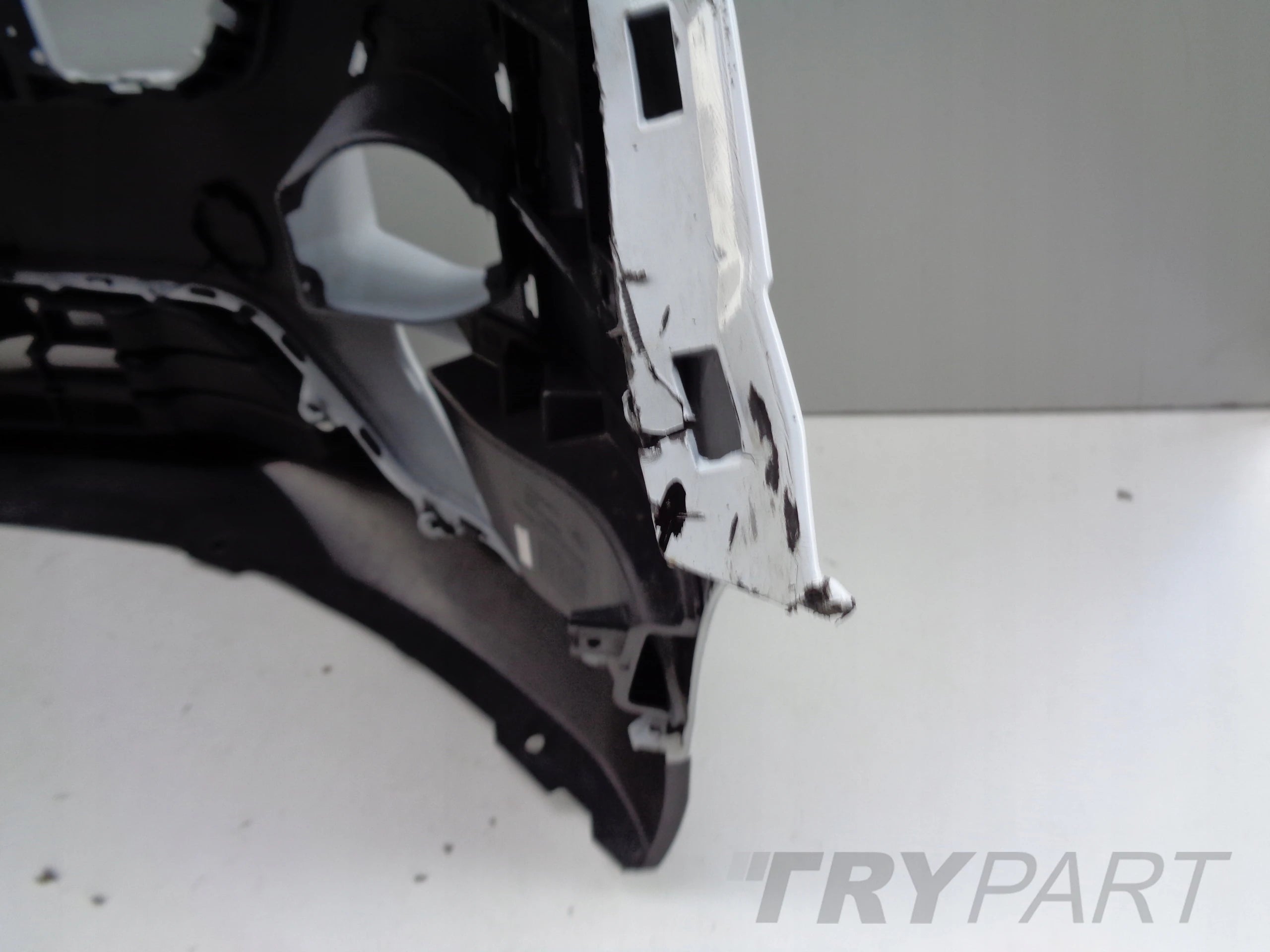 FRONT BUMPER FORD TRANSIT COURIER 24- NO. 51625