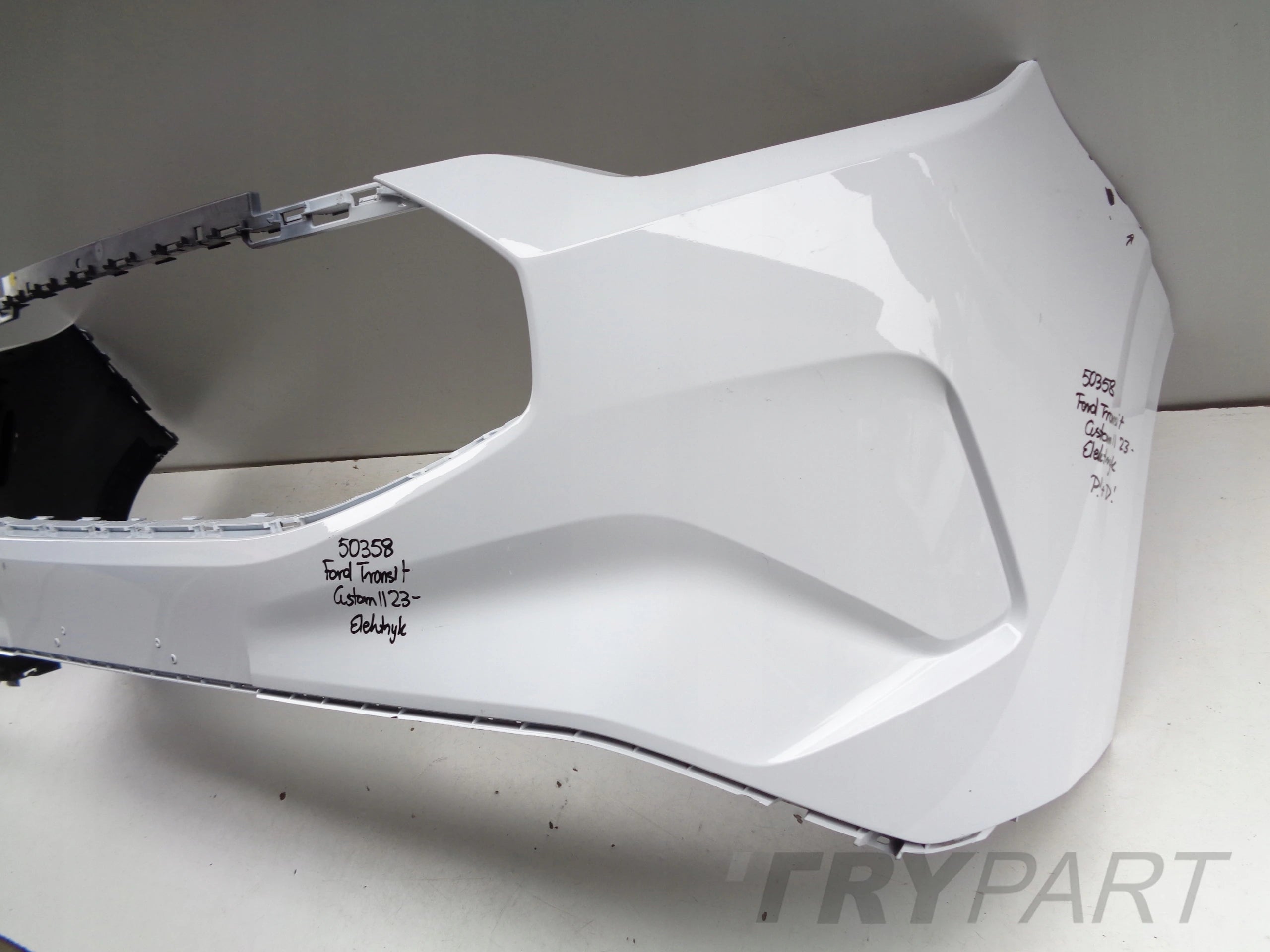 FRONT BUMPER FORD TRANSIT E-CUSTOM ELECTRIC EV II 23- NO. 50358