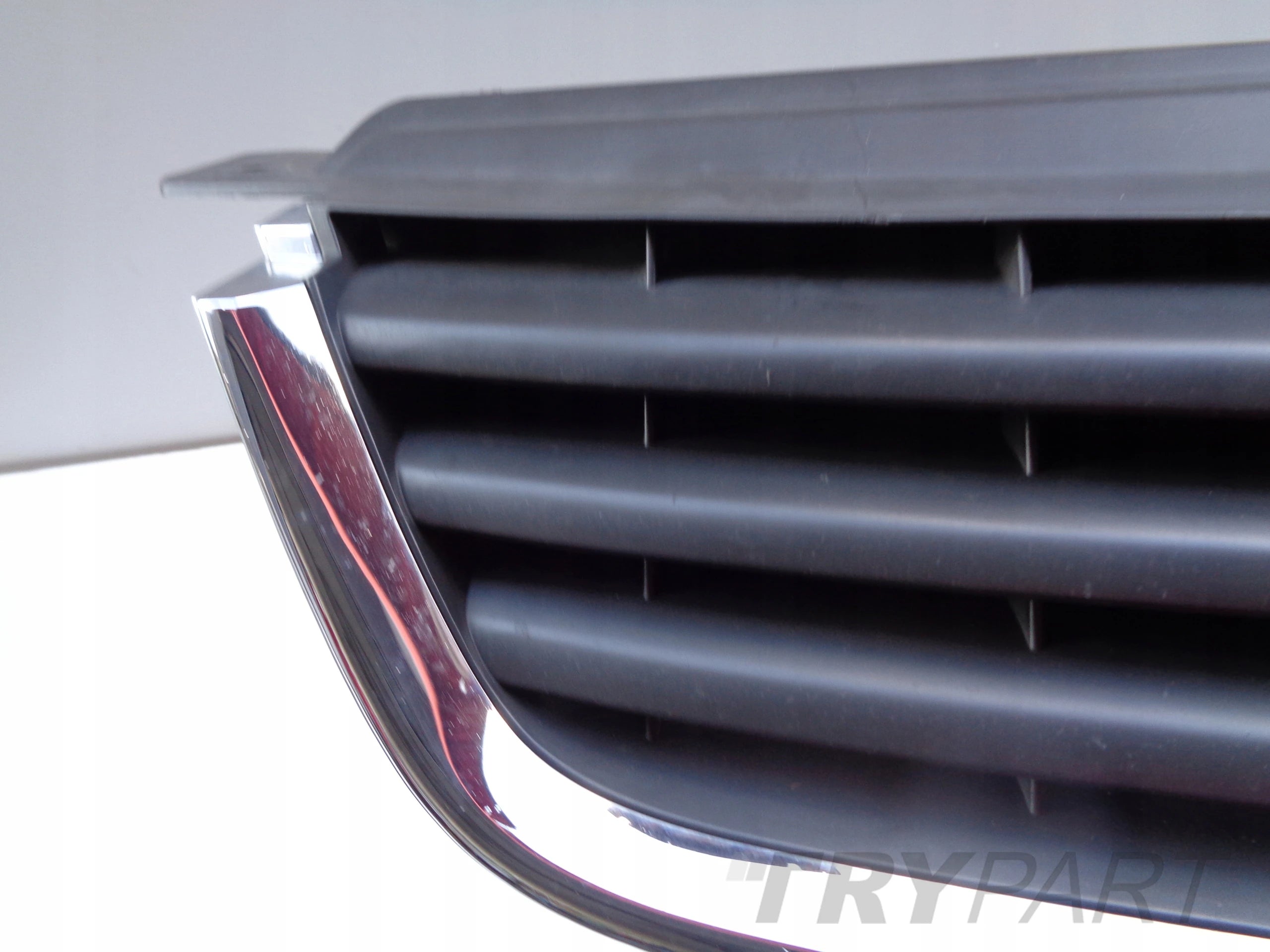 FRONT BUMPER GRILLE FOR FORD KUGA MK1 08-12