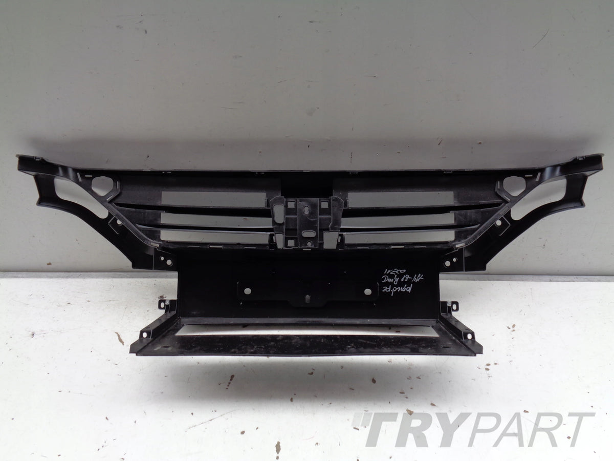 FRONT BUMPER GRILLE IVECO DAILY 19- LIFT