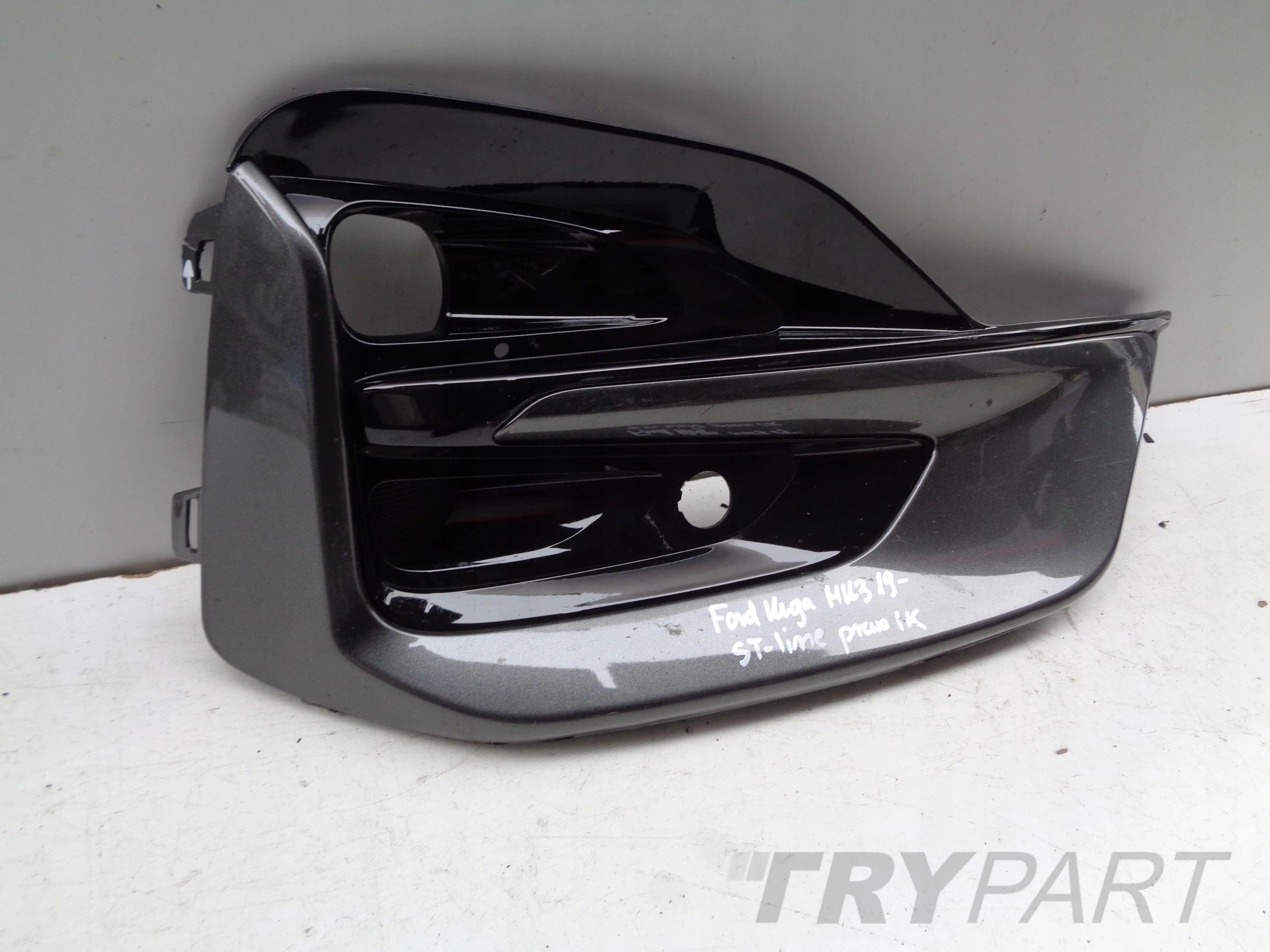 FRONT BUMPER GRILLE RIGHT FORD KUGA MK3 19- ST-LINE