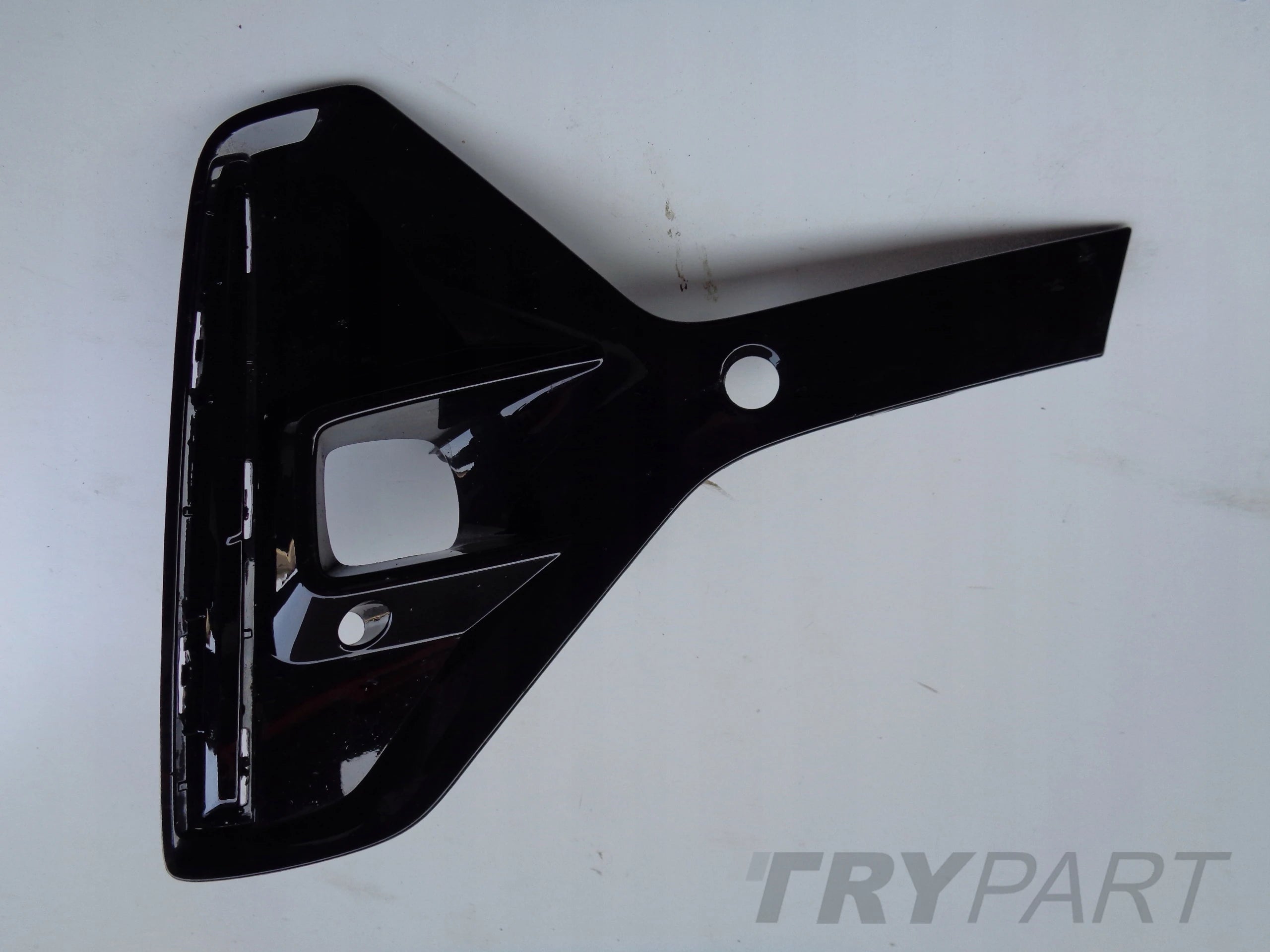 FRONT BUMPER GRILLE RIGHT OPEL ASTRA VI L 22- GS-LINE