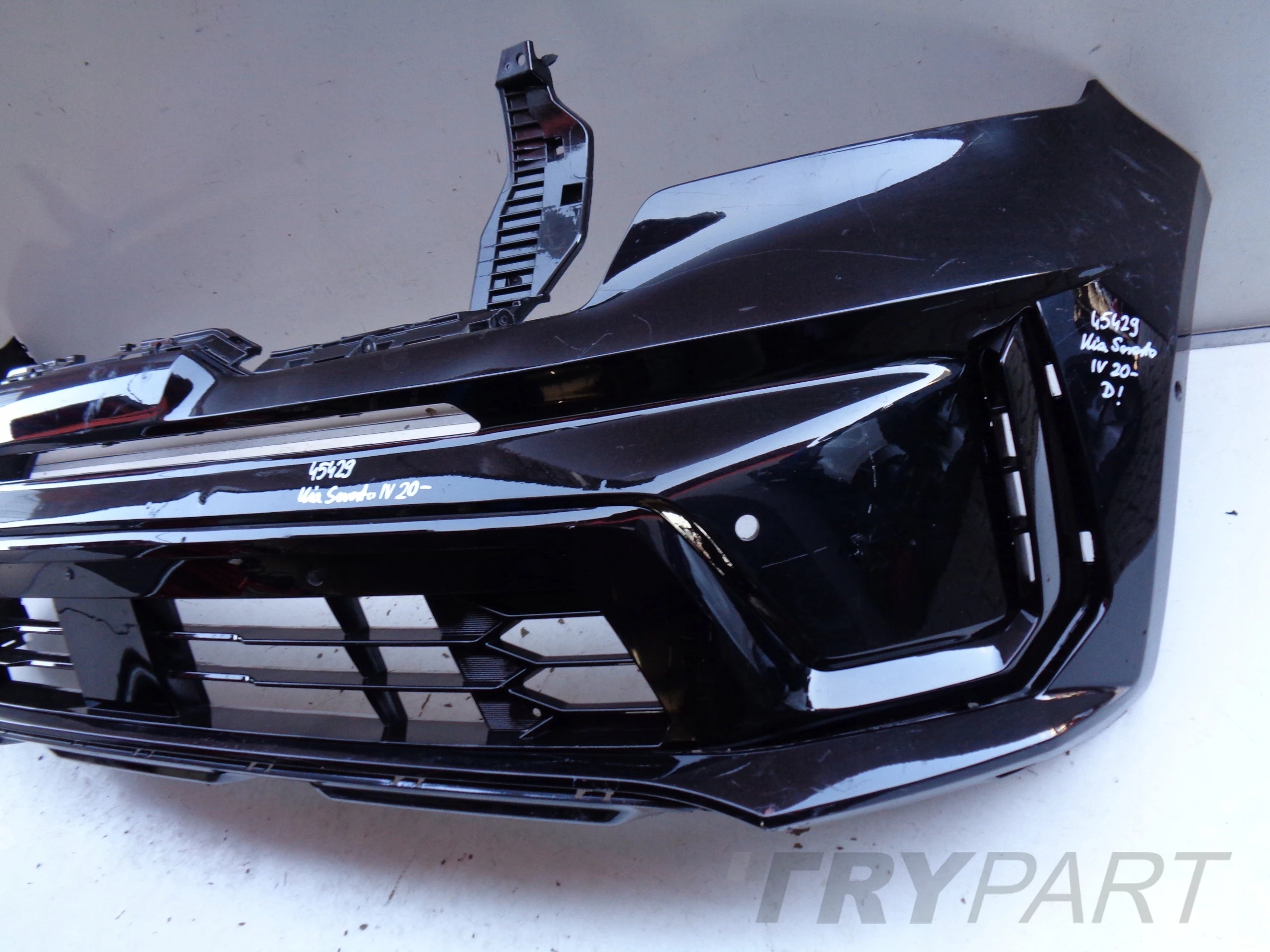 FRONT BUMPER KIA SORENTO IV 20- NO. 45429