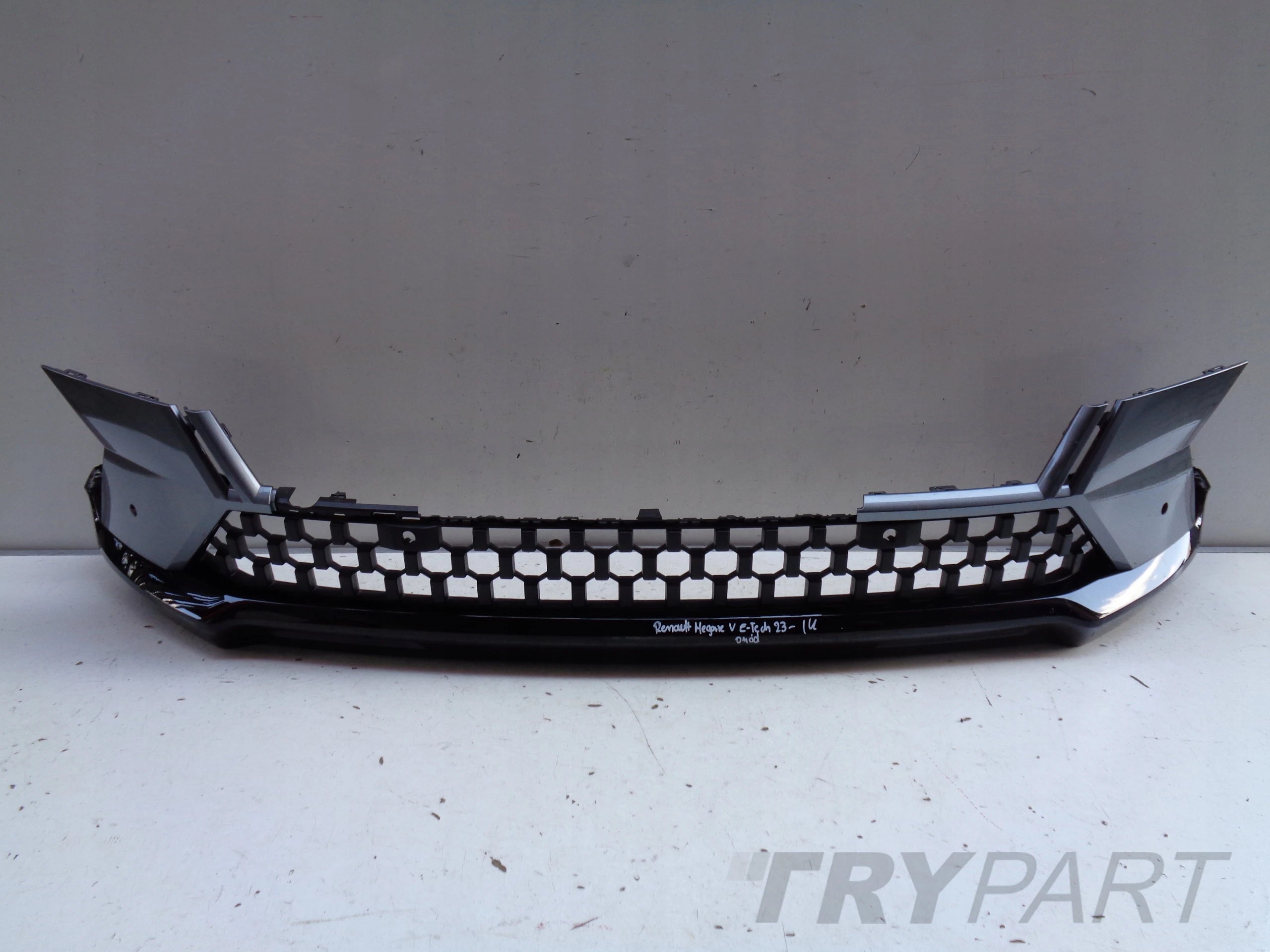 FRONT BUMPER LIP RENAULT MEGANE V E-TECH 23-