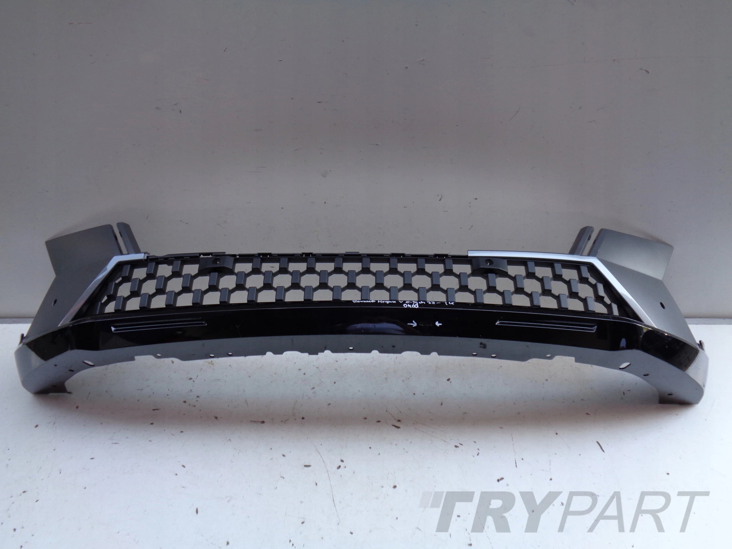 FRONT BUMPER LIP RENAULT MEGANE V E-TECH 23-