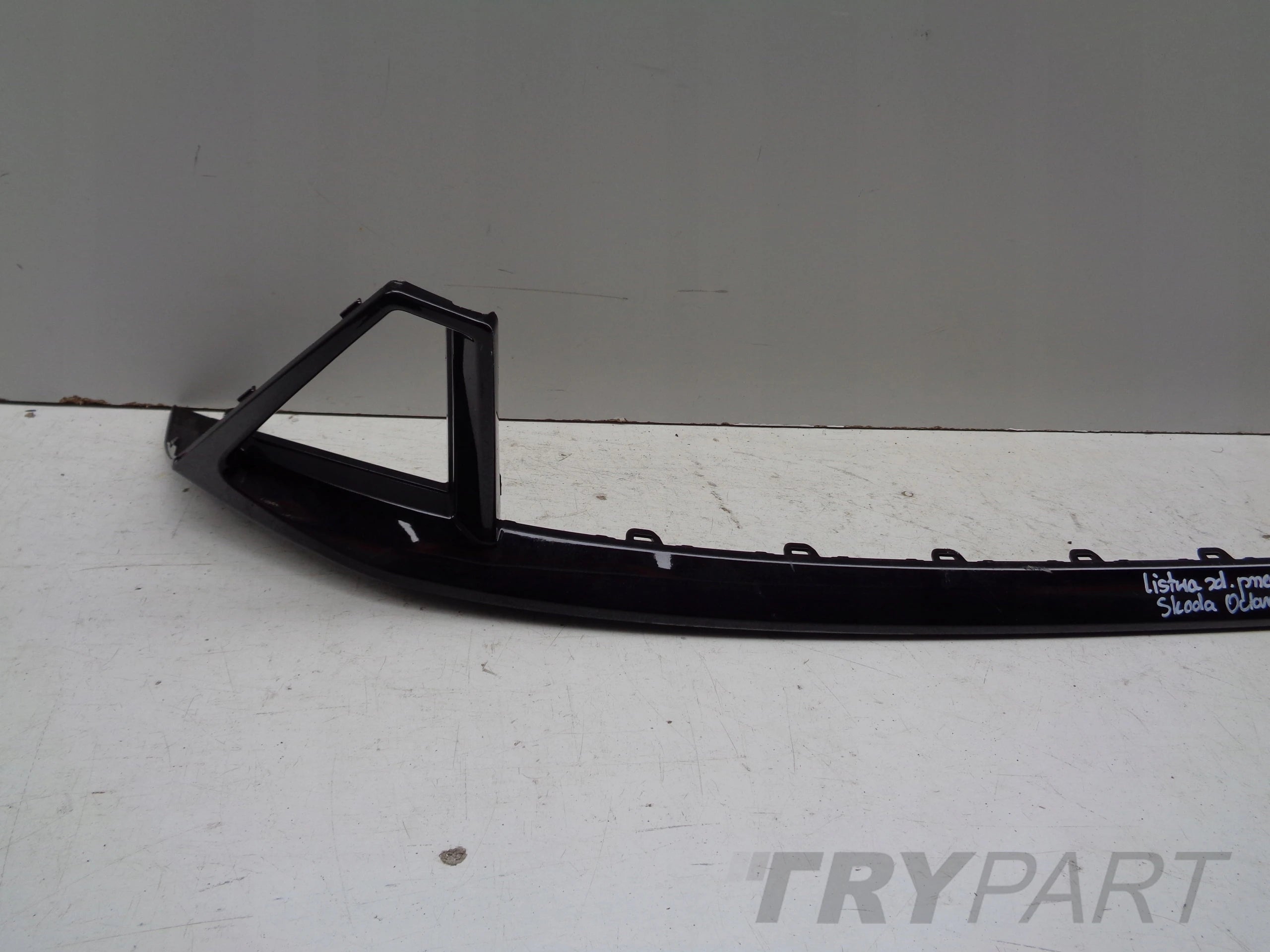 FRONT BUMPER LOWER STRIP SPOILER SKODA OCTAVIA IV 4 5E3 23- FACELIFT