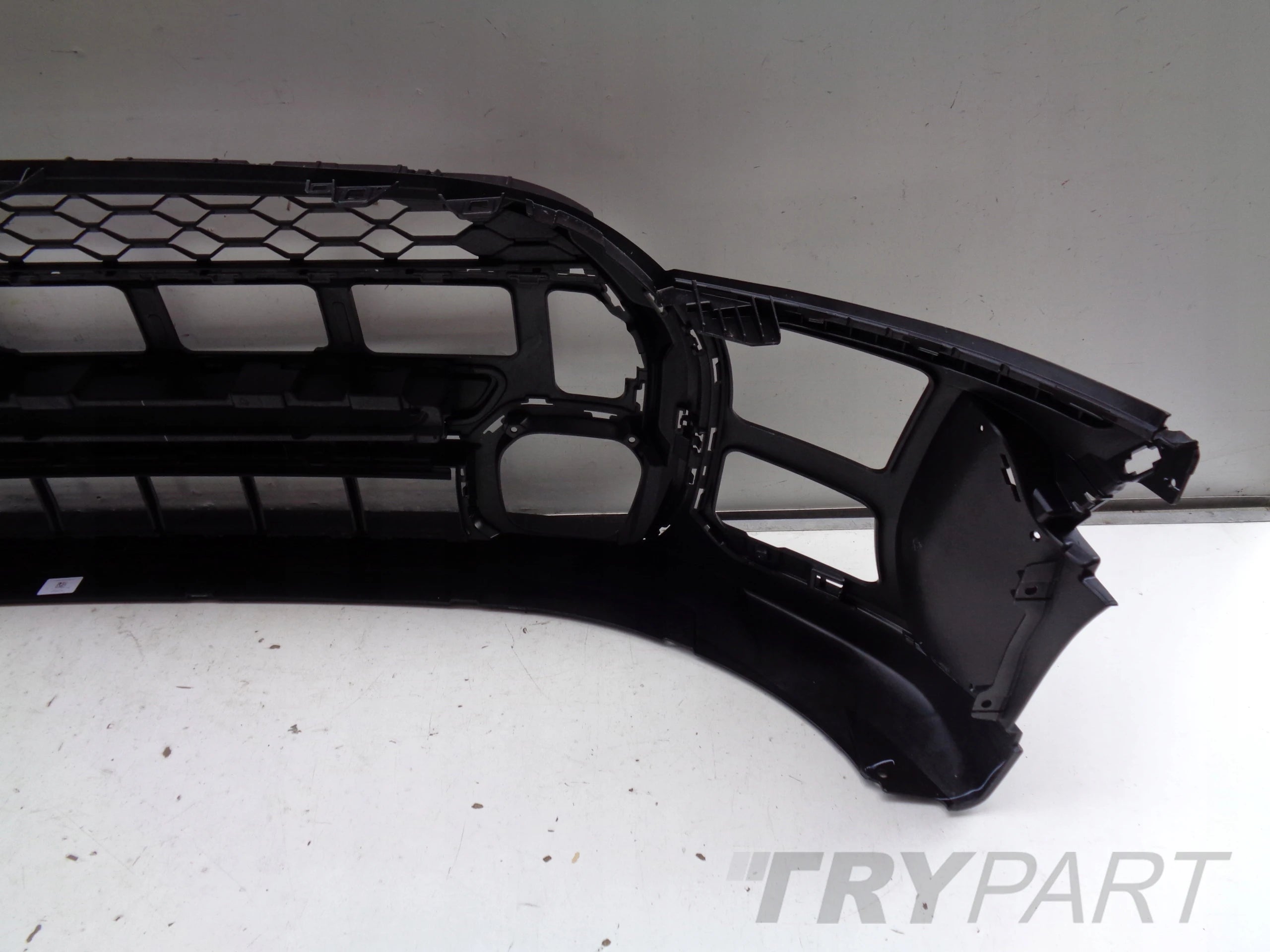 FRONT BUMPER MINI COOPER ONE S JCW LIFT NO. 40758