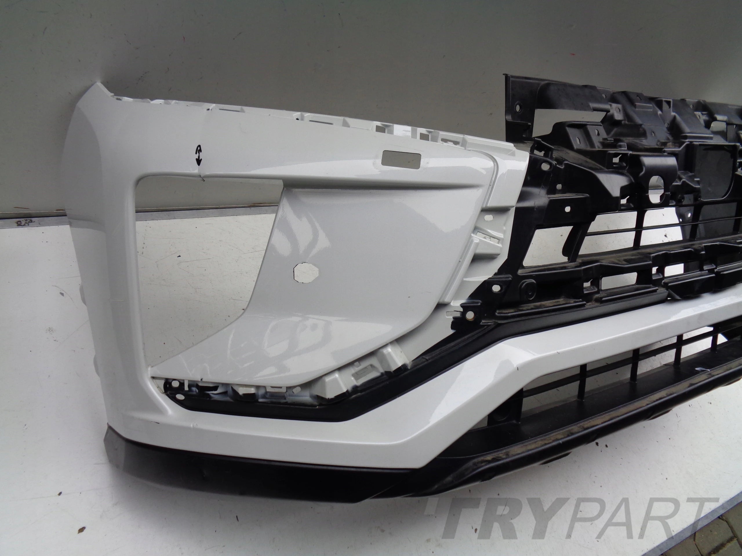 FRONT BUMPER MITSUBISHI ECLIPSE CROSS 17- 34043